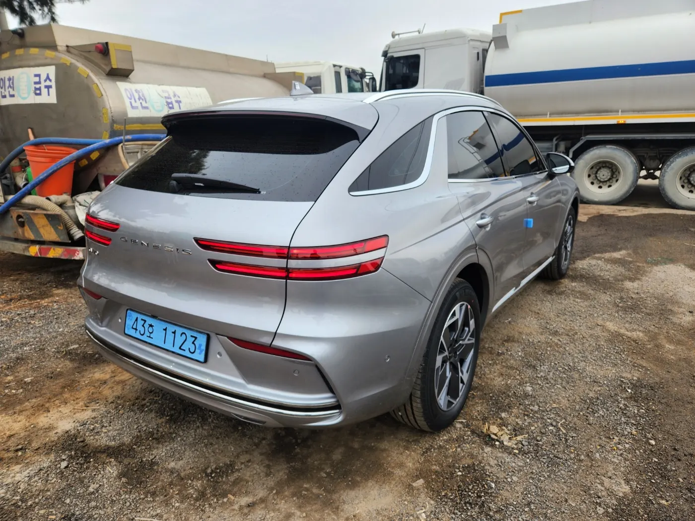 Genesis GV70 e-AWD 2026 3/5