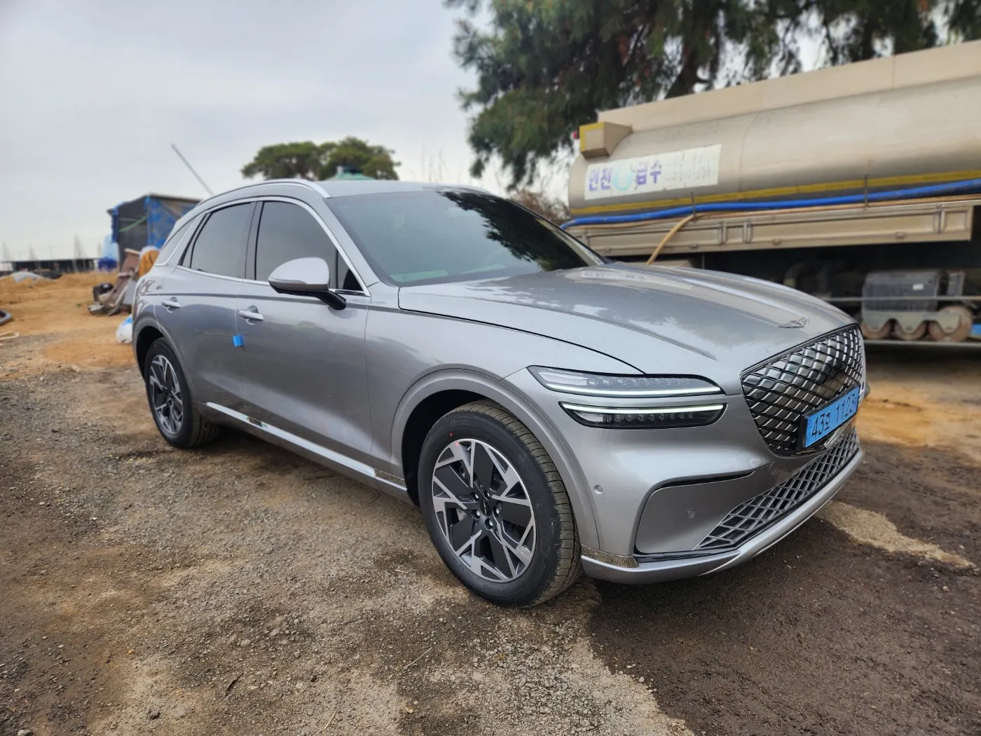 Genesis GV70 e-AWD 2026 2/5