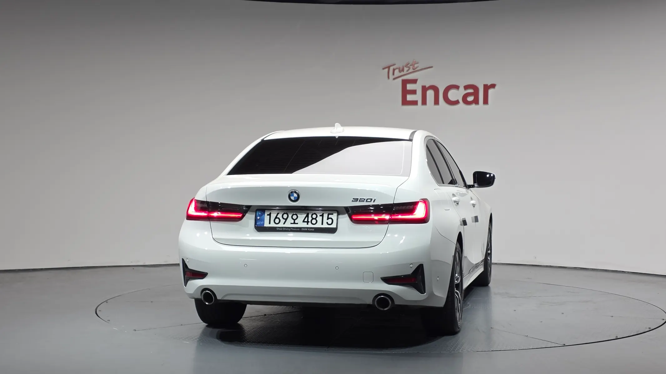 BMW 3 Series (G20) 320i 2021 3/36