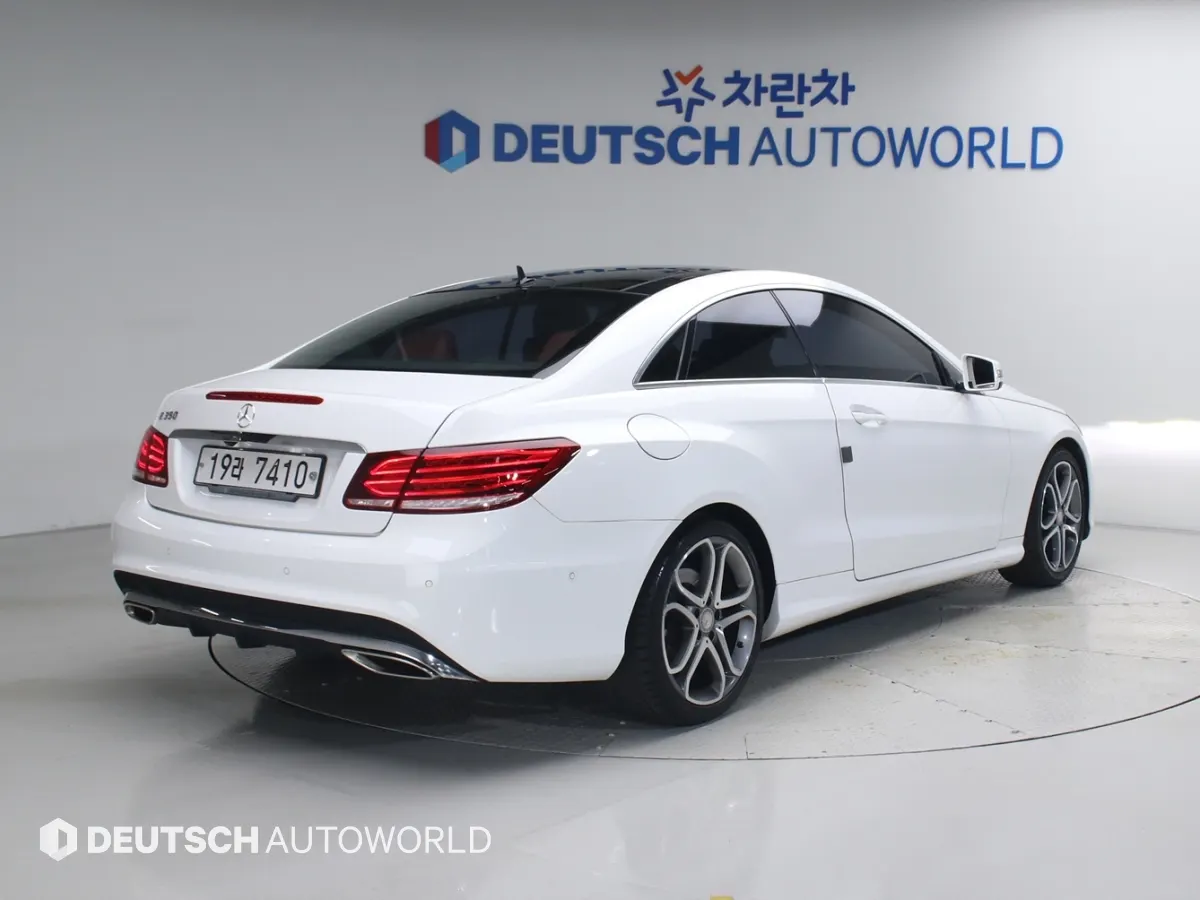 Mercedes-Benz E-Class W212 E350 2014 2/21