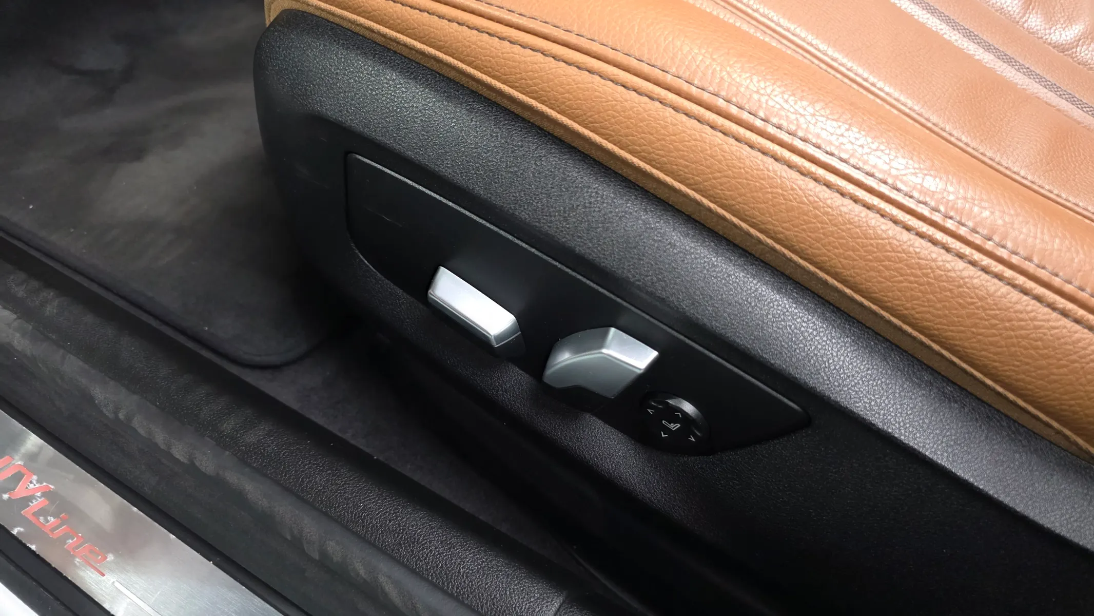 BMW 5 Series (G30) 520d 2018 33/34