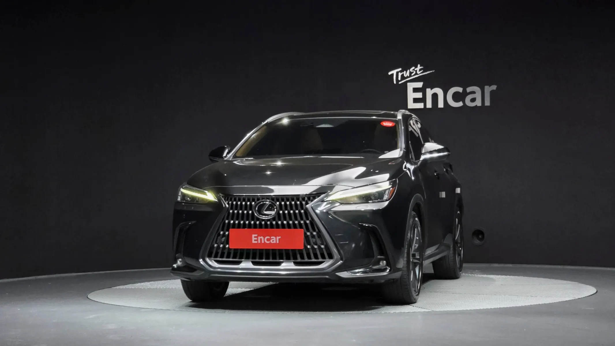 Lexus NX350h 2 2023 2/5