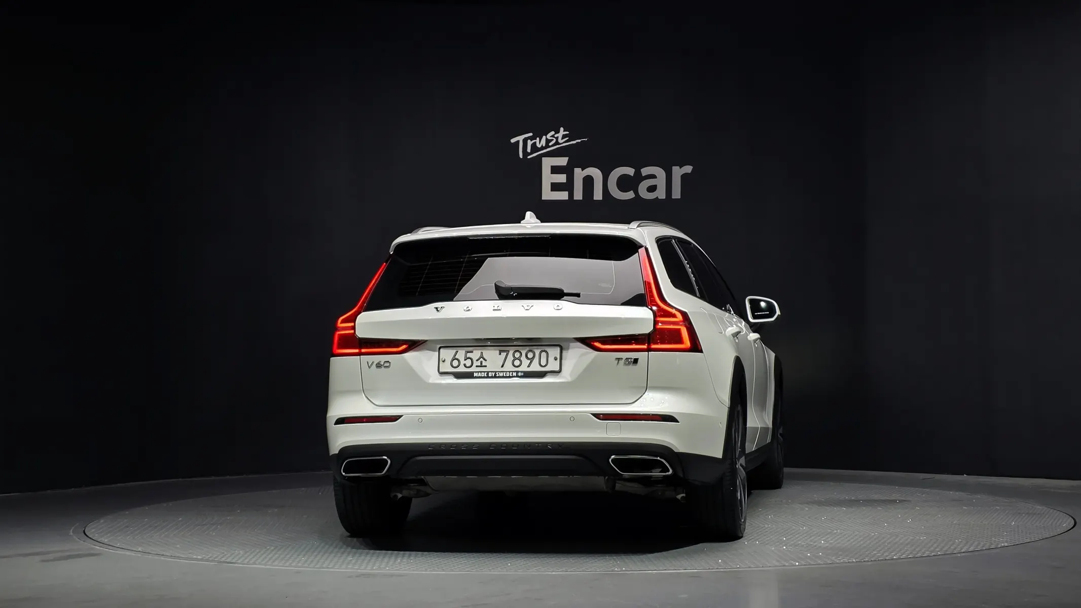 Volvo V60 2 T5 AWD 2019 3/5