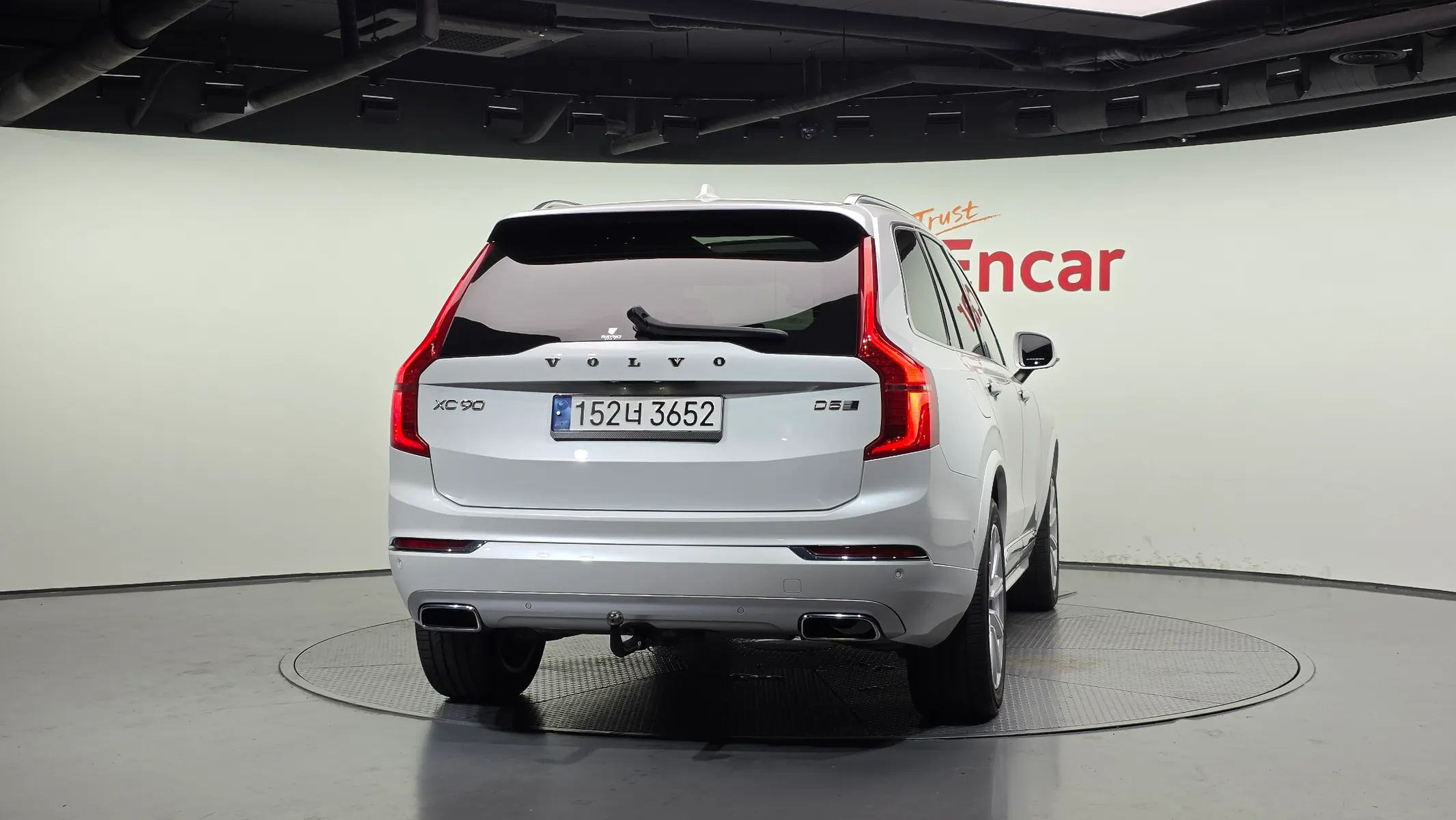 Volvo XC90 2 D5 2019 3/5