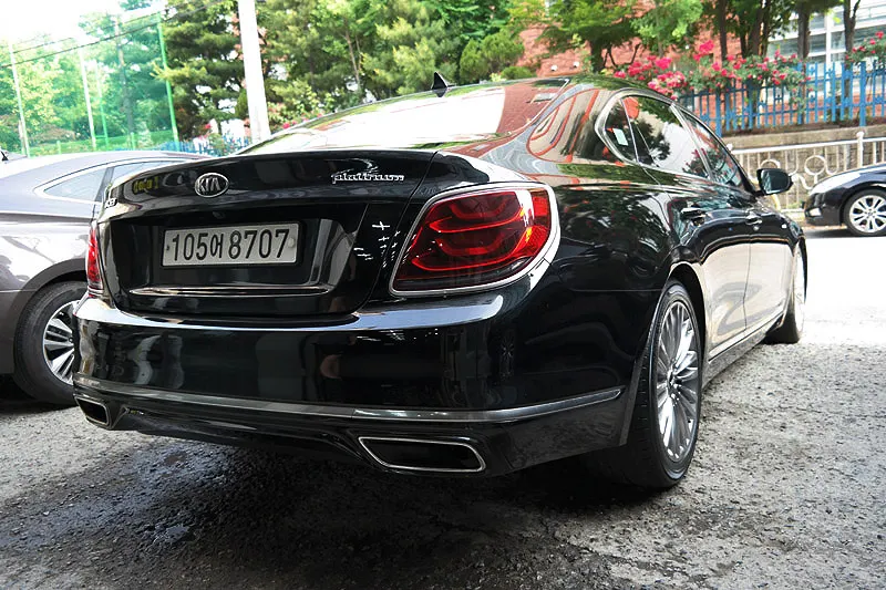 Kia K9 3.8 GDI AWD 2019 3/5