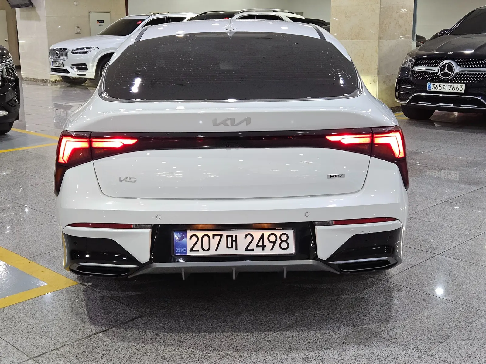 Kia K5 3 2025 2/5