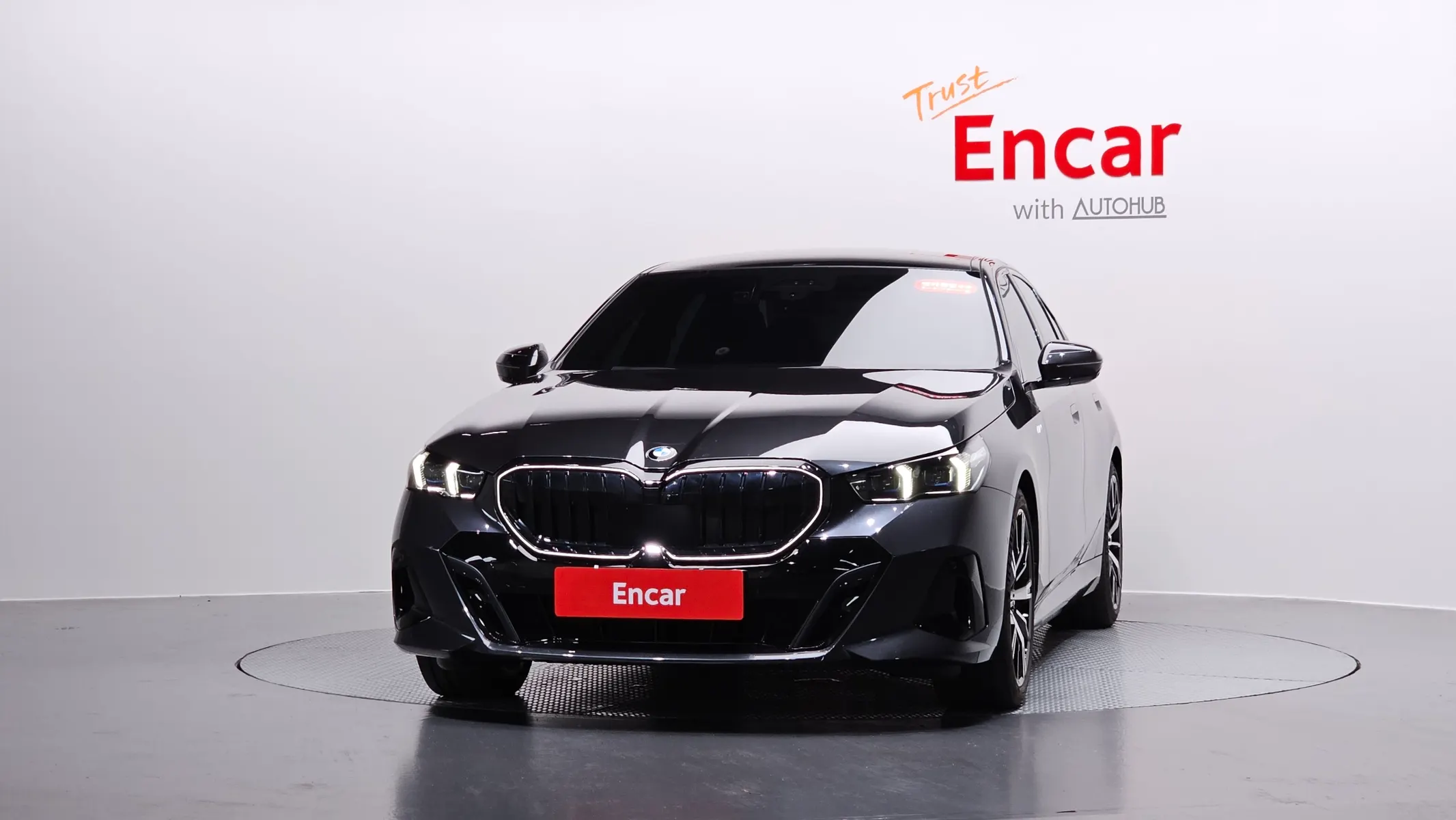 BMW 5 Series (G60) 530i xDrive M 2025 2/35