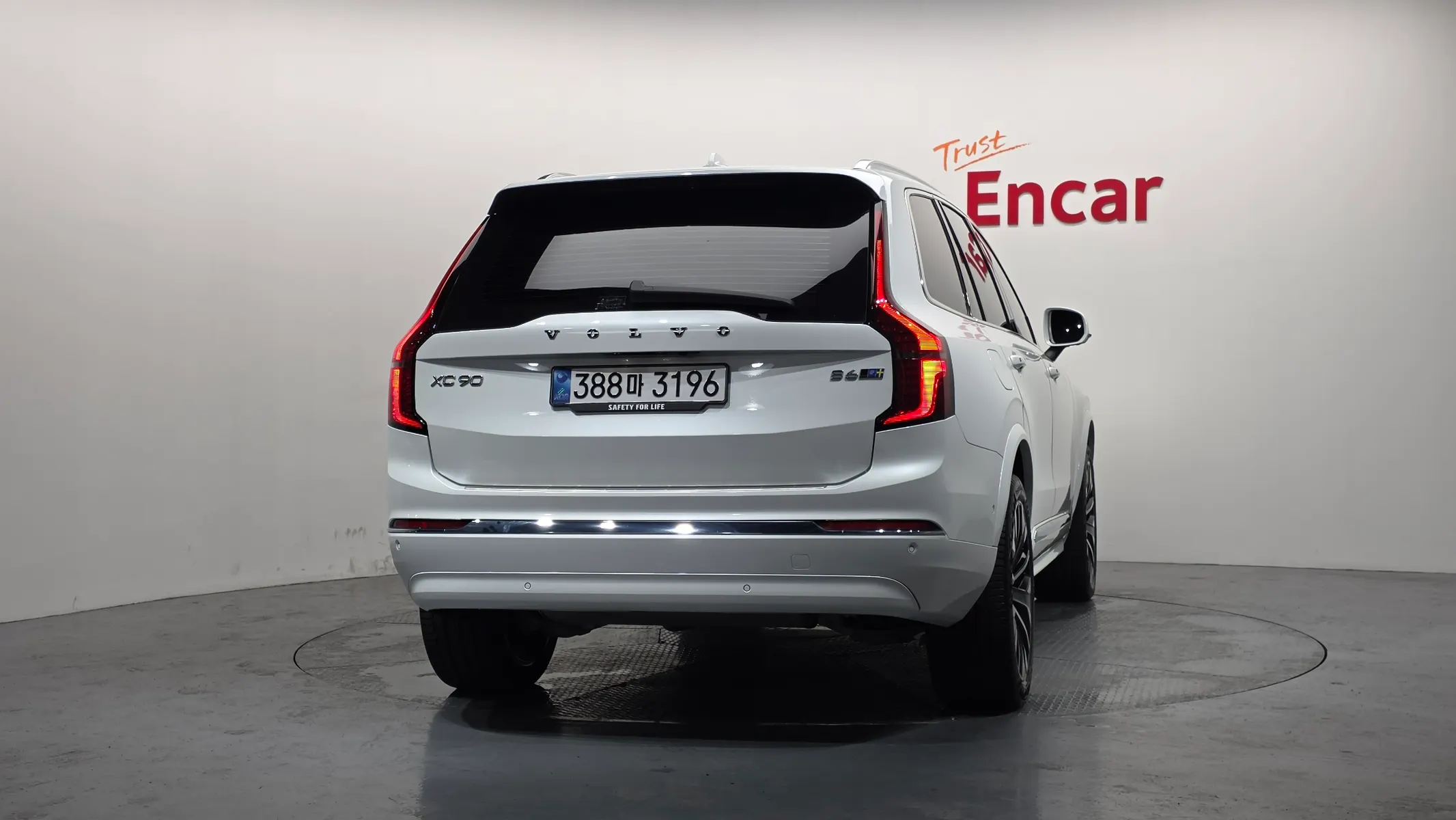 Volvo XC90 2 B6 2025 3/5