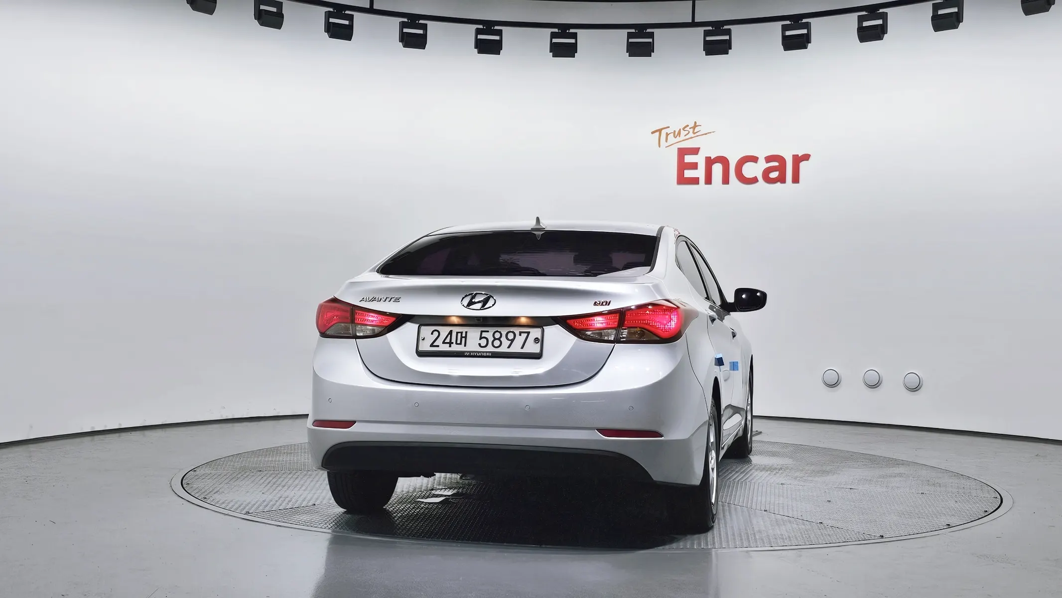 Hyundai 아반떼 1.6 GDi 2014 3/5