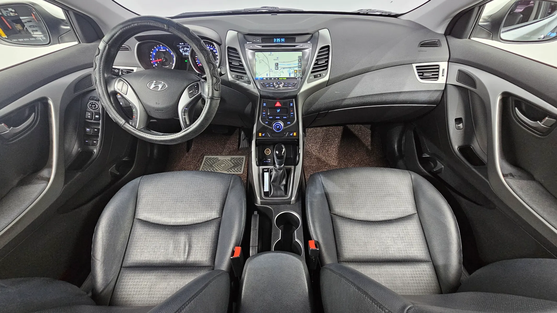 Hyundai 아반떼 1.6 GDi 2014 4/5