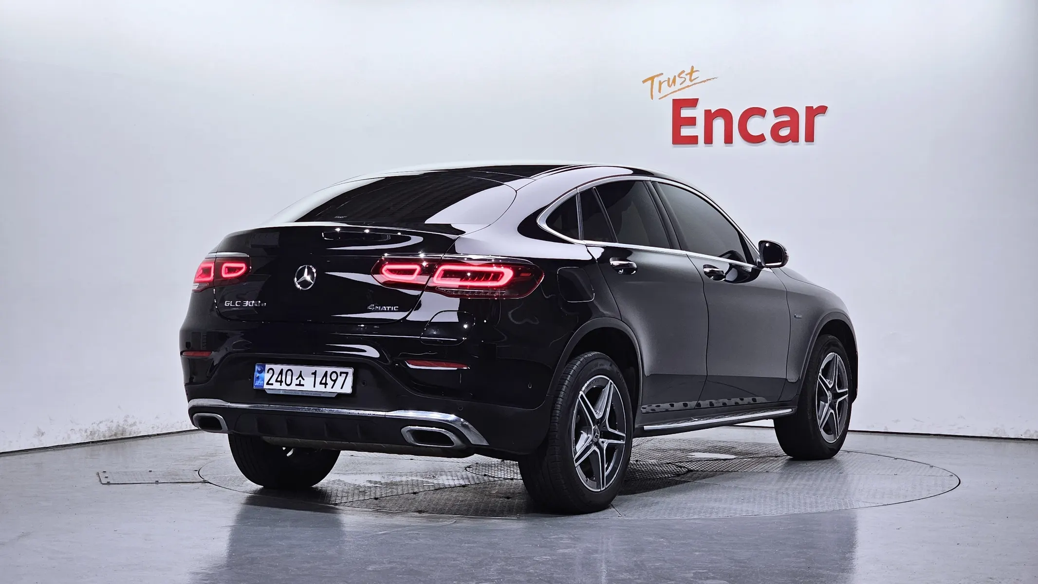 Mercedes-Benz GLC-Class X253 GLC300e 4MATIC 2021 2/33
