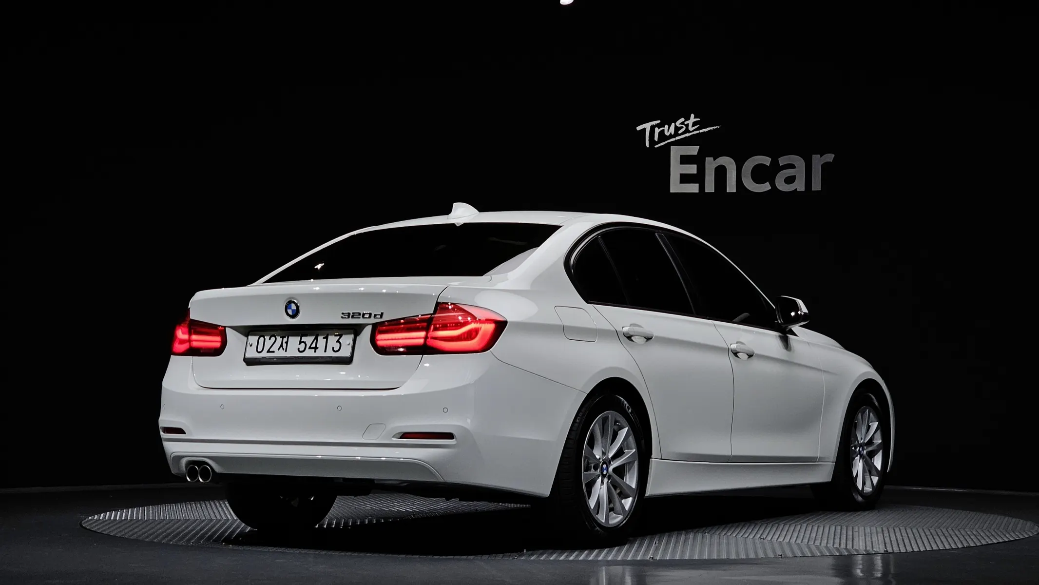 BMW 3 Series (F30) 320d 2017 2/31