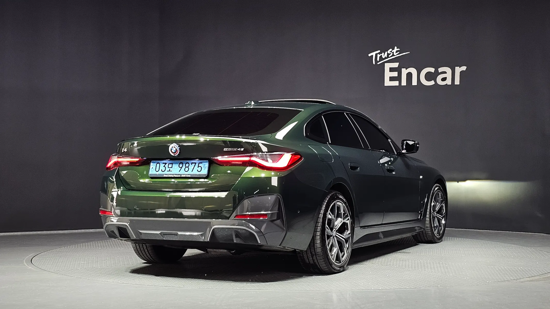 BMW i4 eDrive40 M 2022 2/33