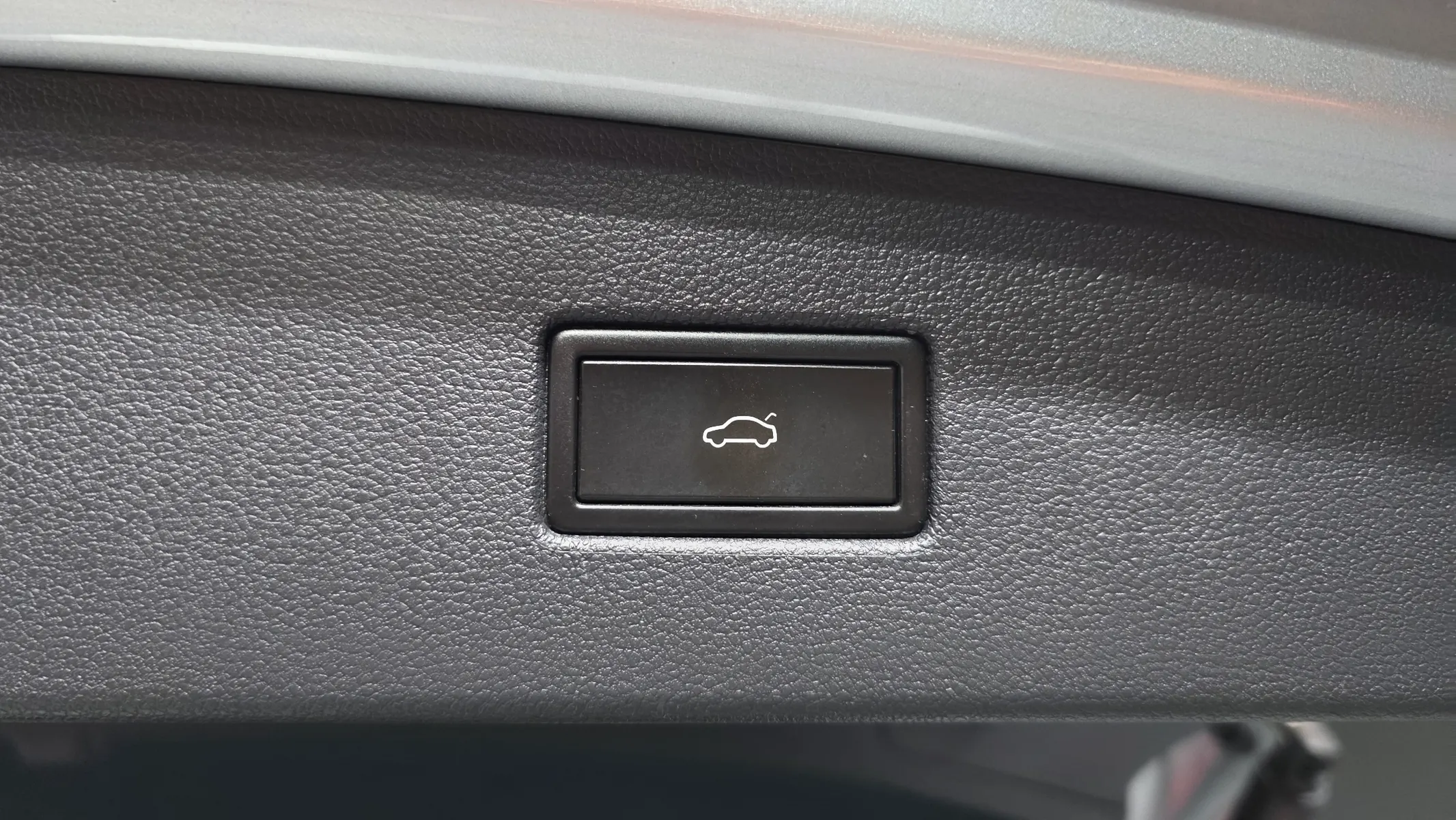 Volkswagen 2 2.0 TDI 2018 34/35