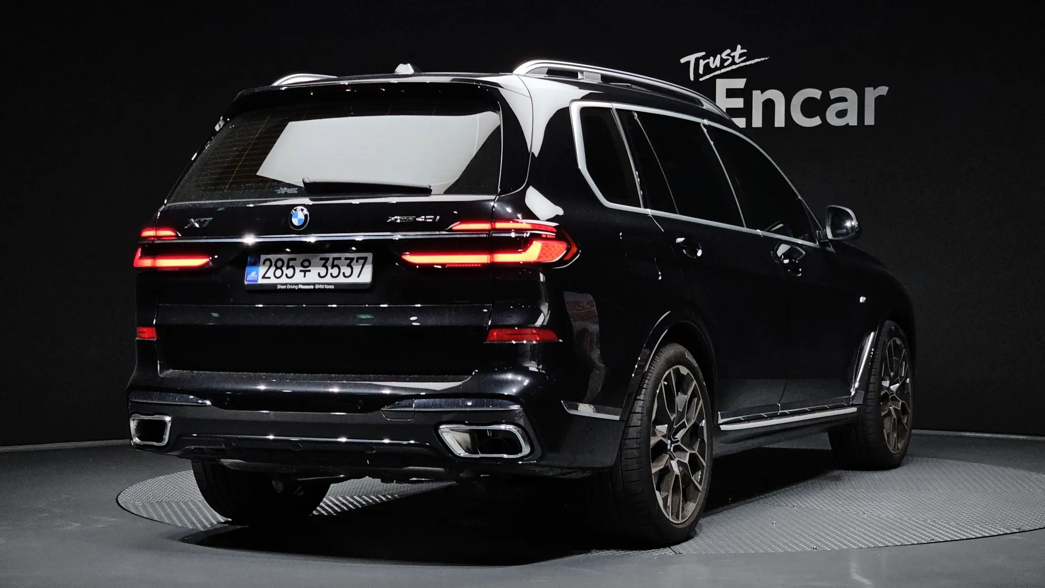 BMW X7 (G07) xDrive 40i M 7 2025 2/36