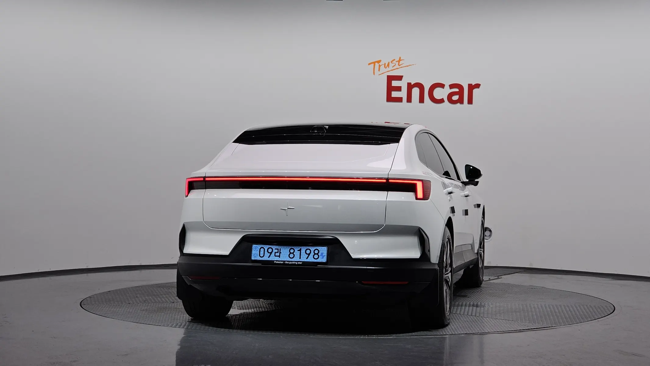 Polestar 4 2025 3/5