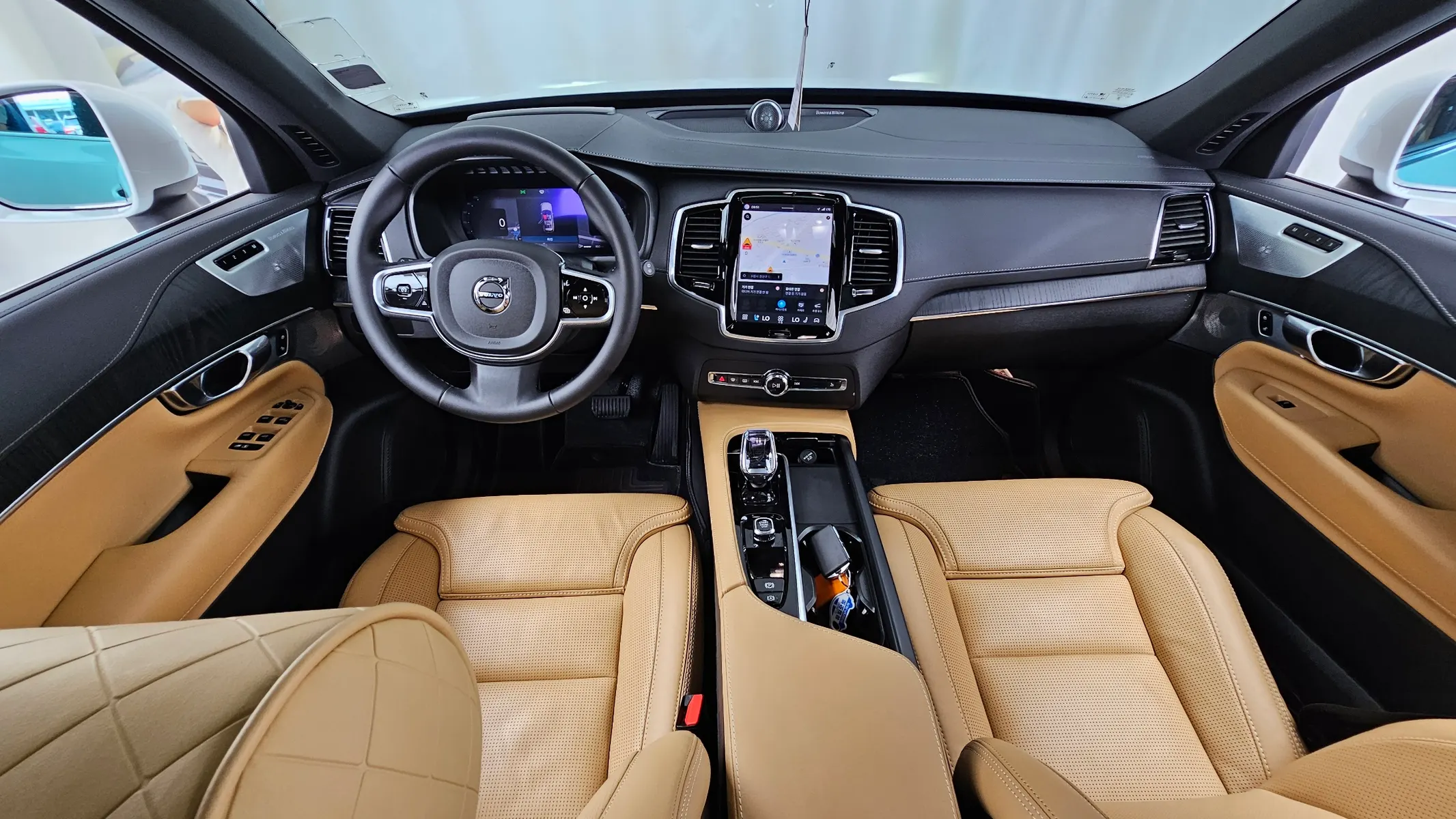 Volvo XC90 2 B6 2024 4/5