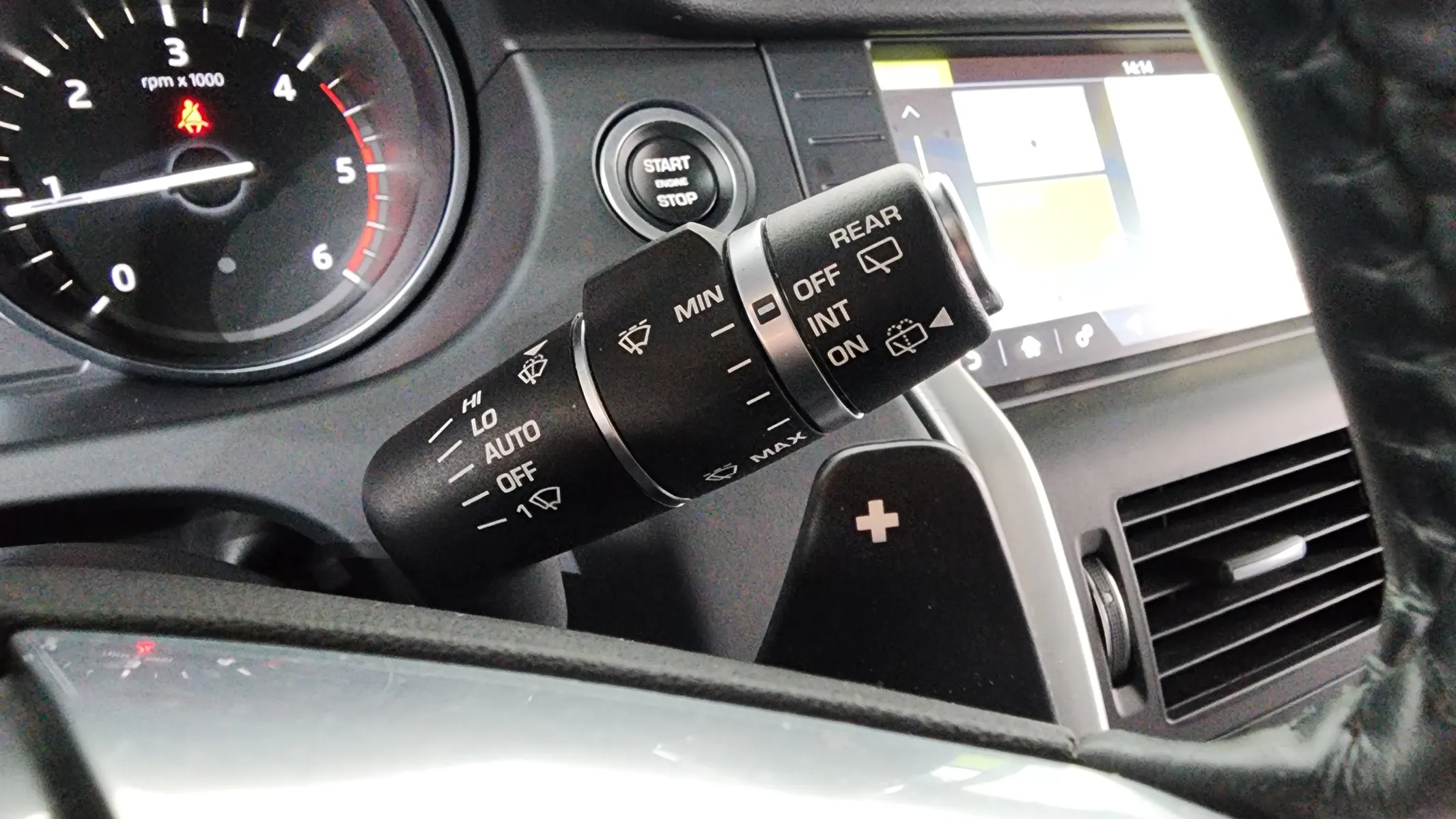 Land Rover 디스커버리 스포츠 2.0 TD4 HSE 2018 37/38