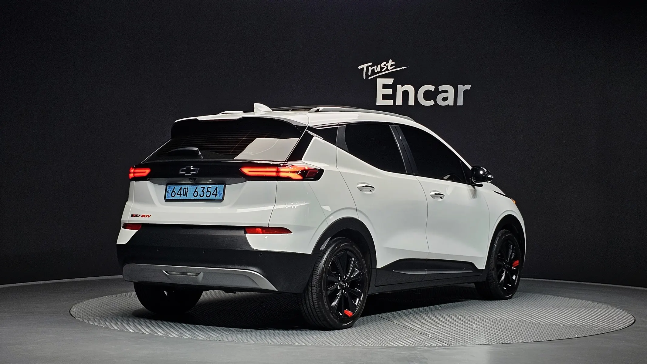 Chevrolet EUV 2022 2/34