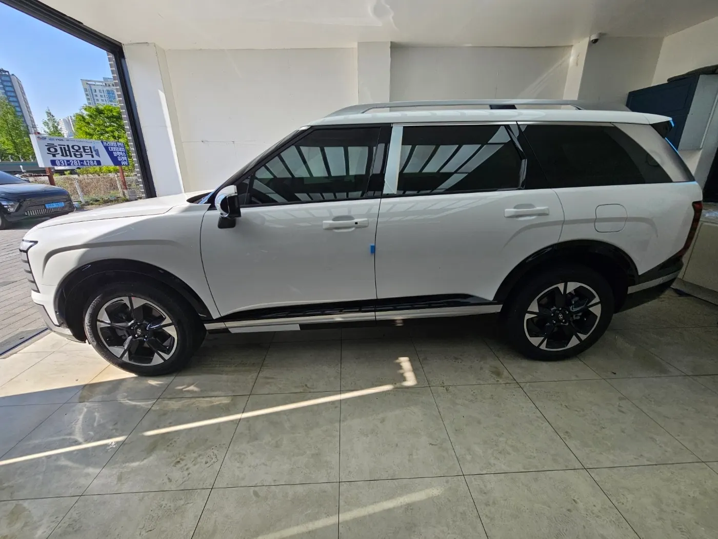 Hyundai (LX3) HEV 2.5T 4WD 9 2025 3/8