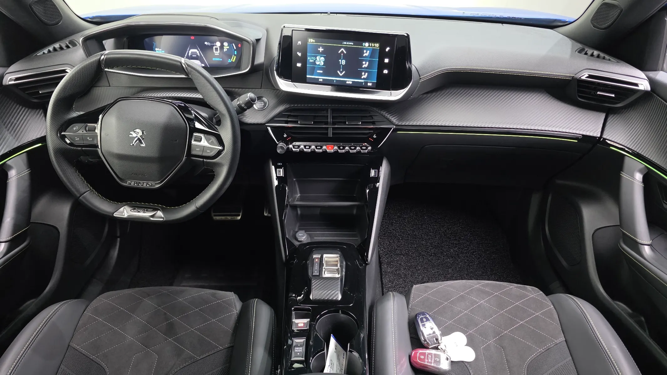 Peugeot e-2008 2 EV GT 2023 4/5