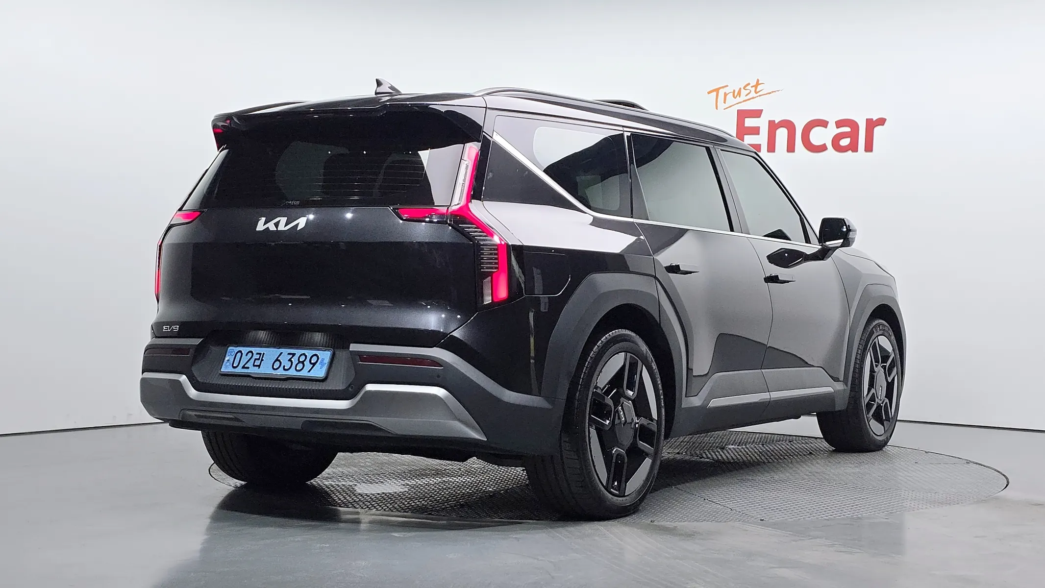 Kia EV9 4WD 2023 2/36