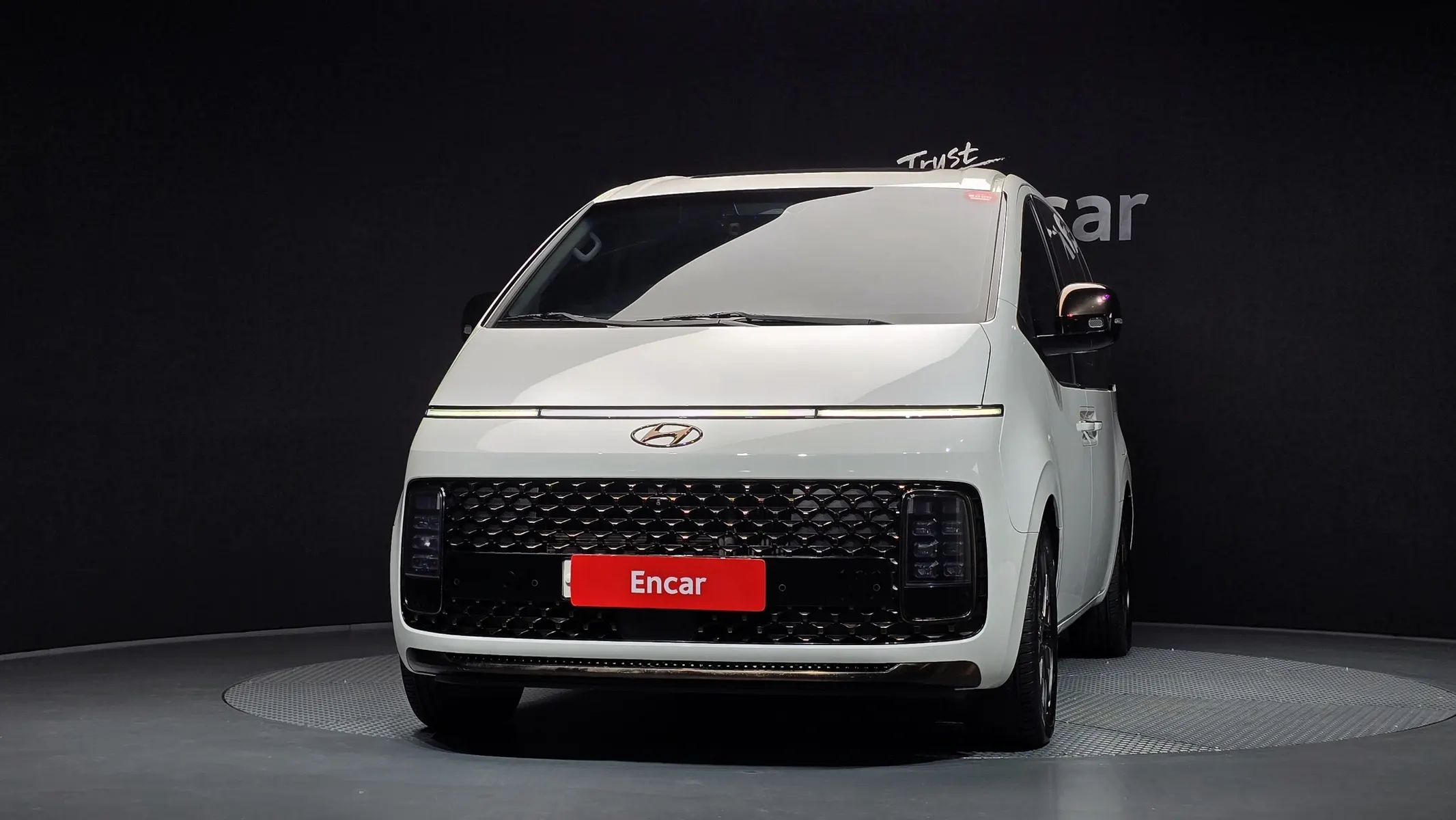 Hyundai Staria 4WD 9 2021 3/39