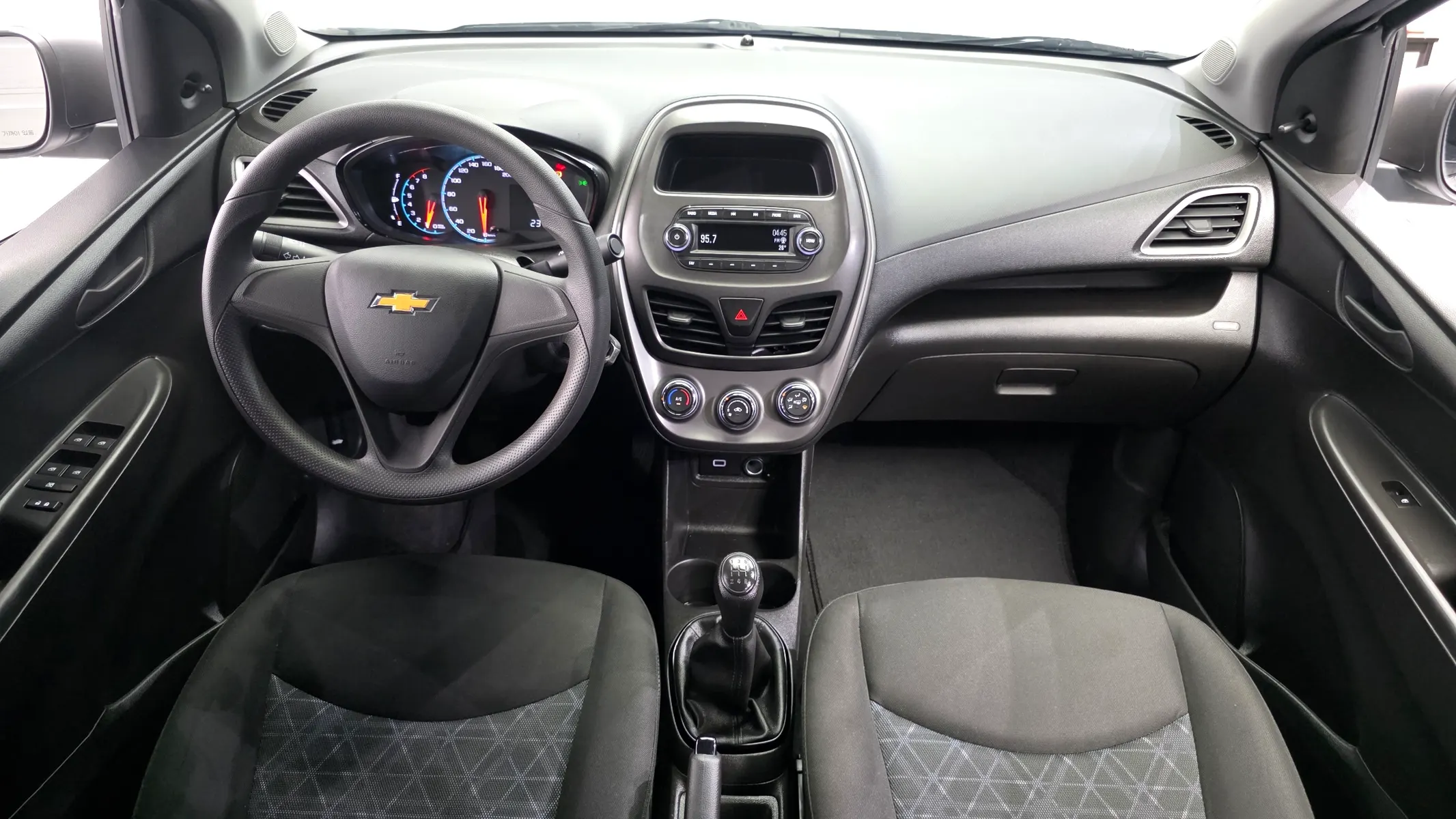 Chevrolet Spark LS 2019 4/5