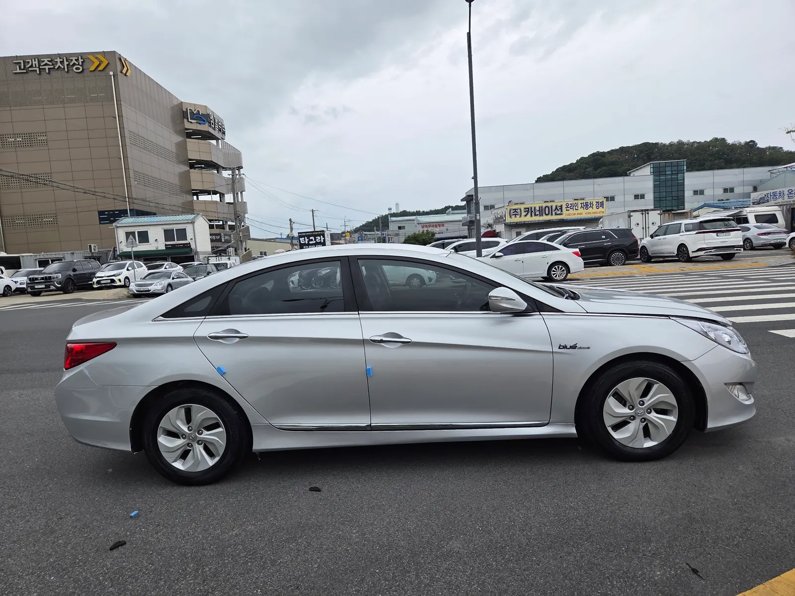 Hyundai 쏘나타 하이브리드 2.0 2013 2/5