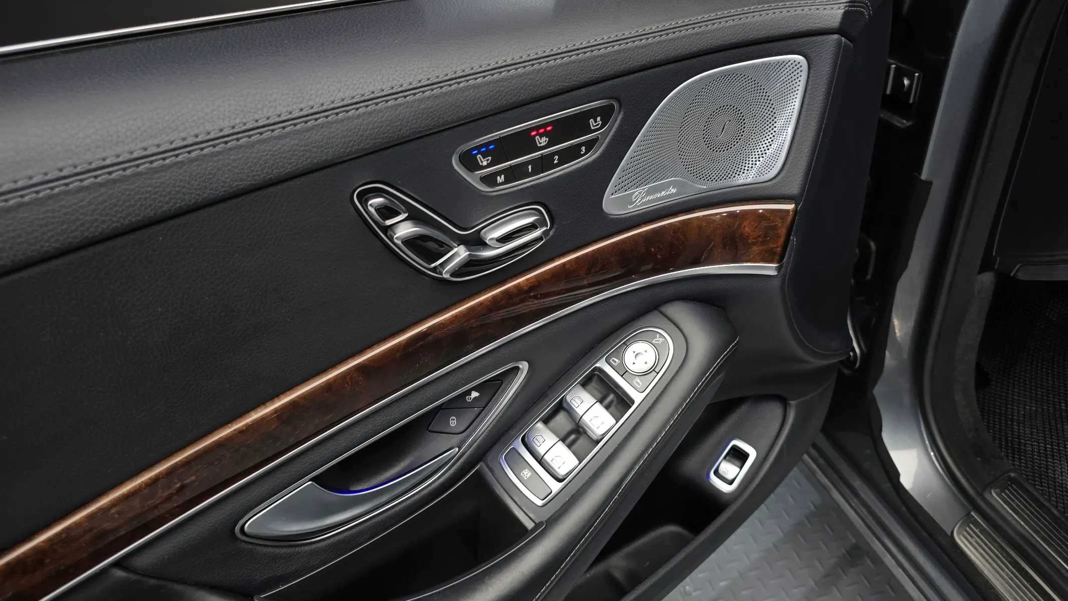 Mercedes-Benz S-Class W222 S560L 4MATIC 2018 20/21