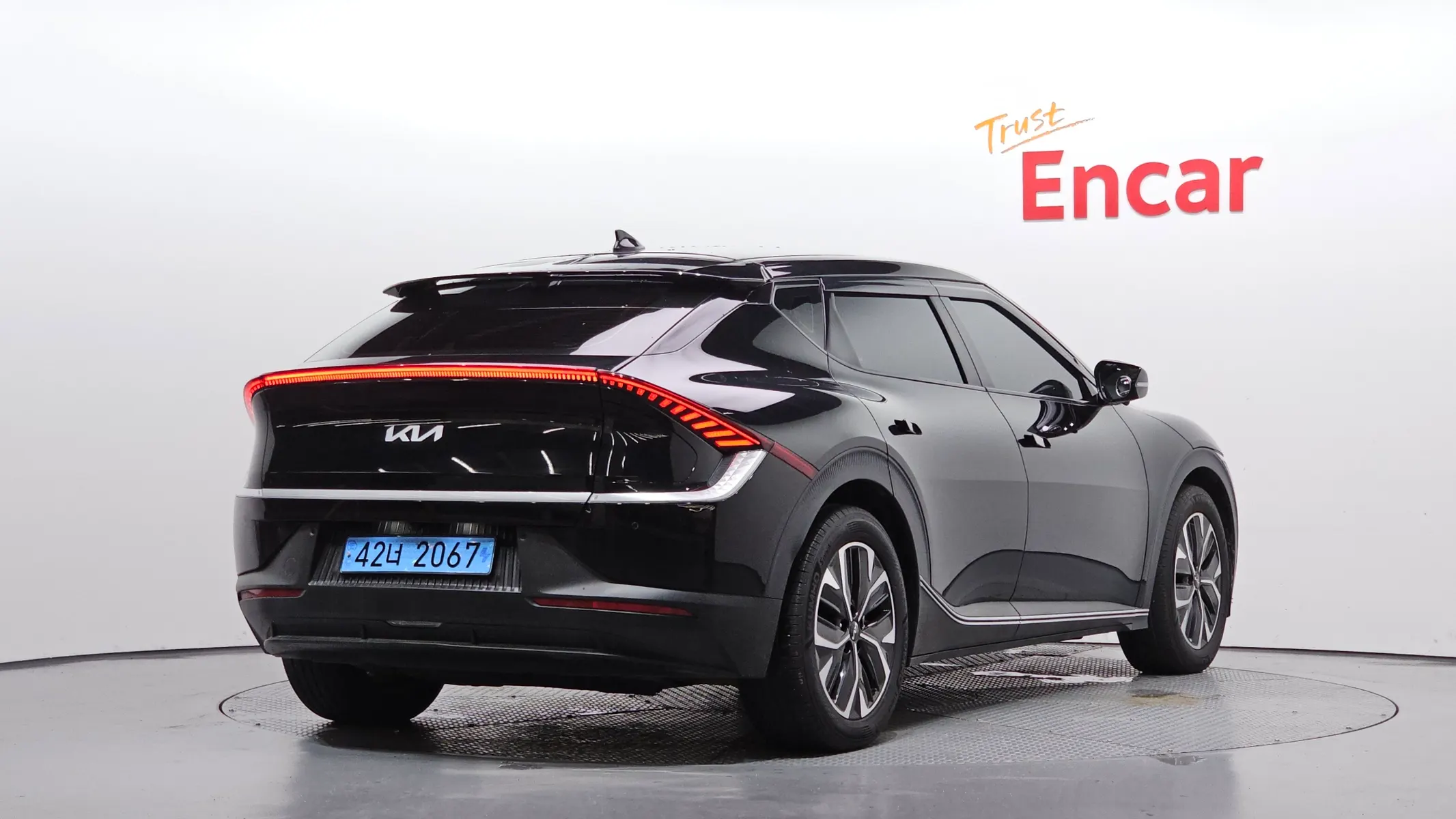 Kia EV6 4WD 2022 2/31