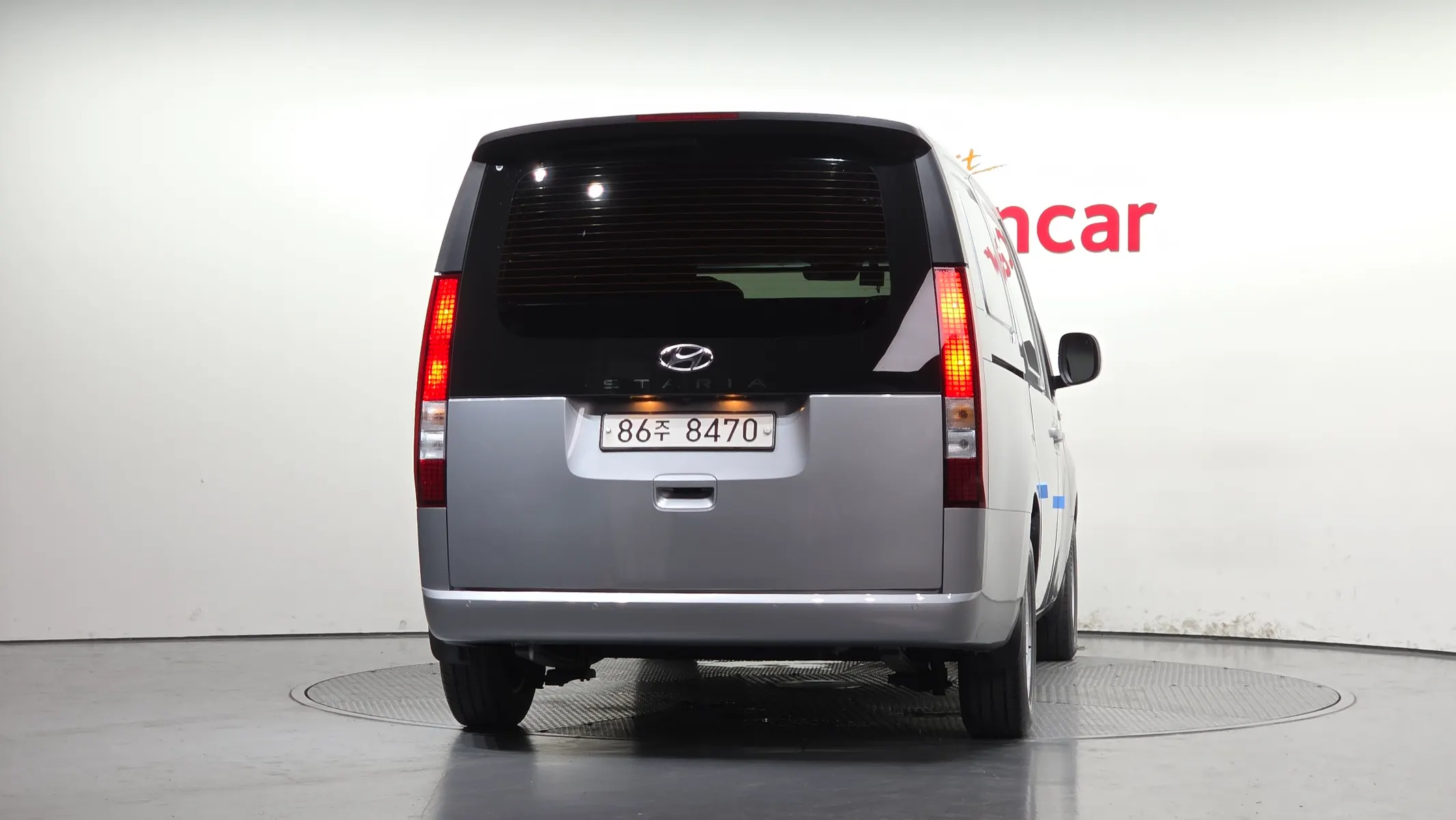 Hyundai Staria 3 2021 3/5