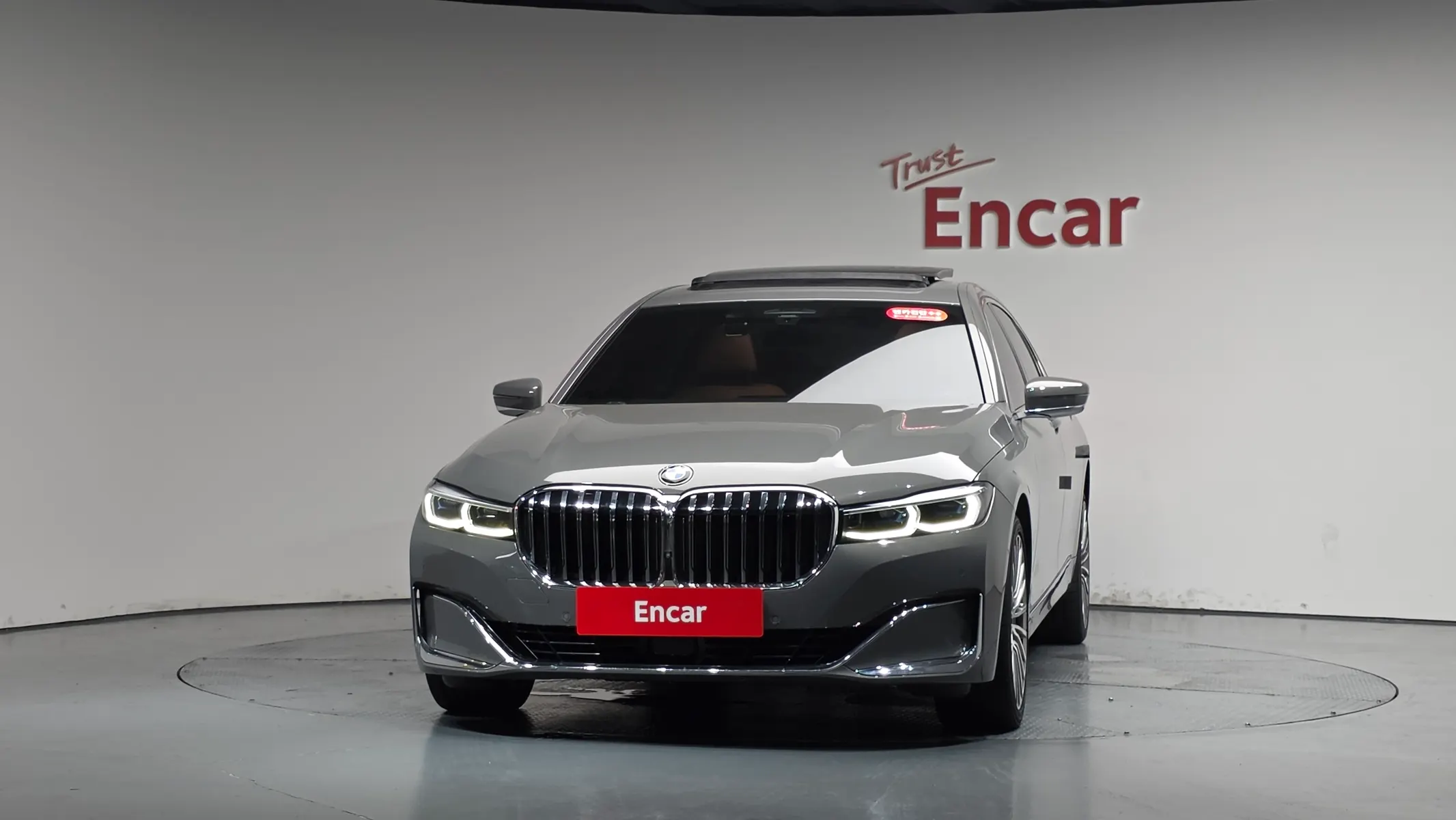 BMW 7 Series (G11) 730Ld xDrive 2020 2/43