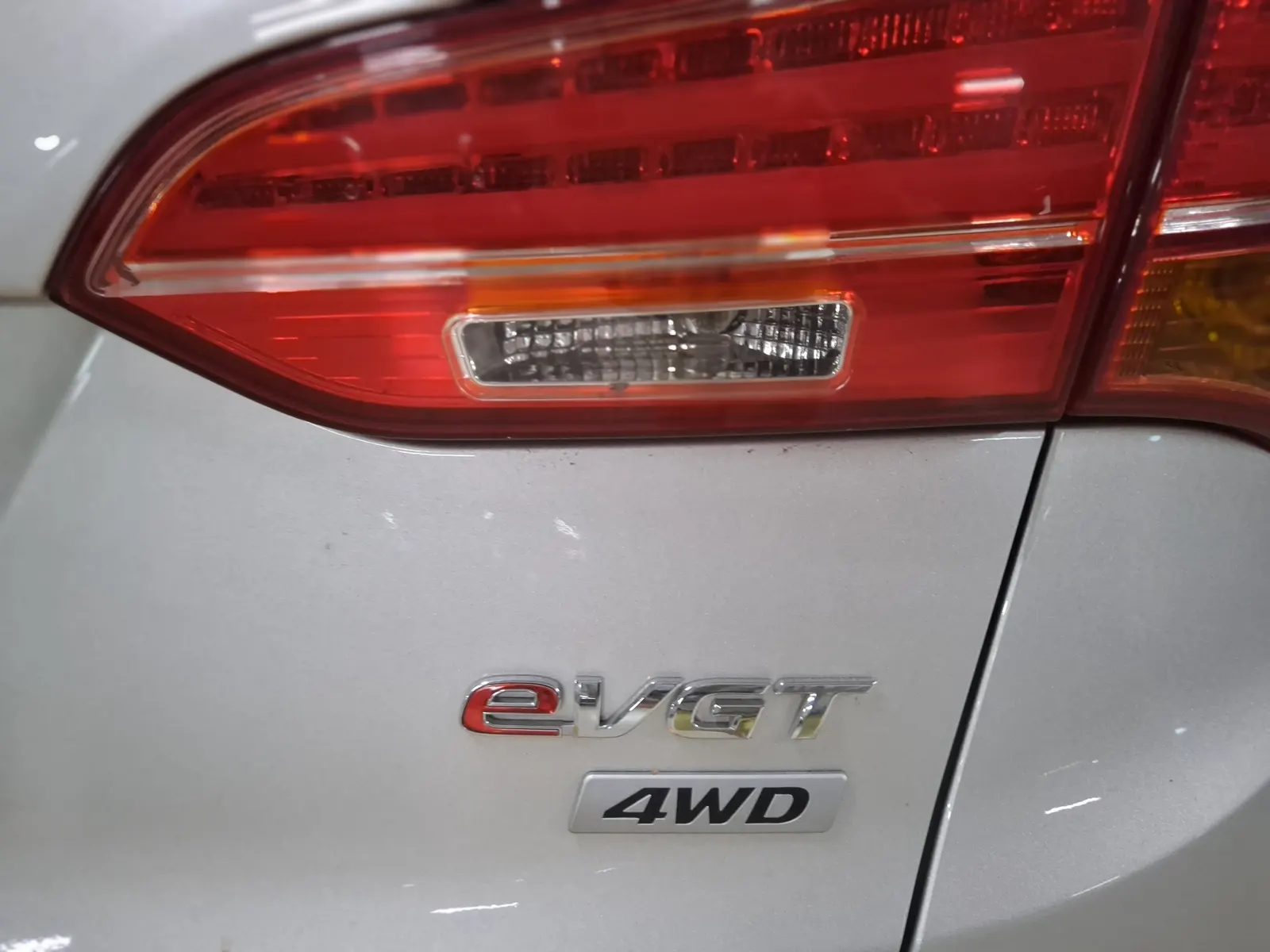 Hyundai DM (e-VGT) 2.0 4WD 2012 6/7