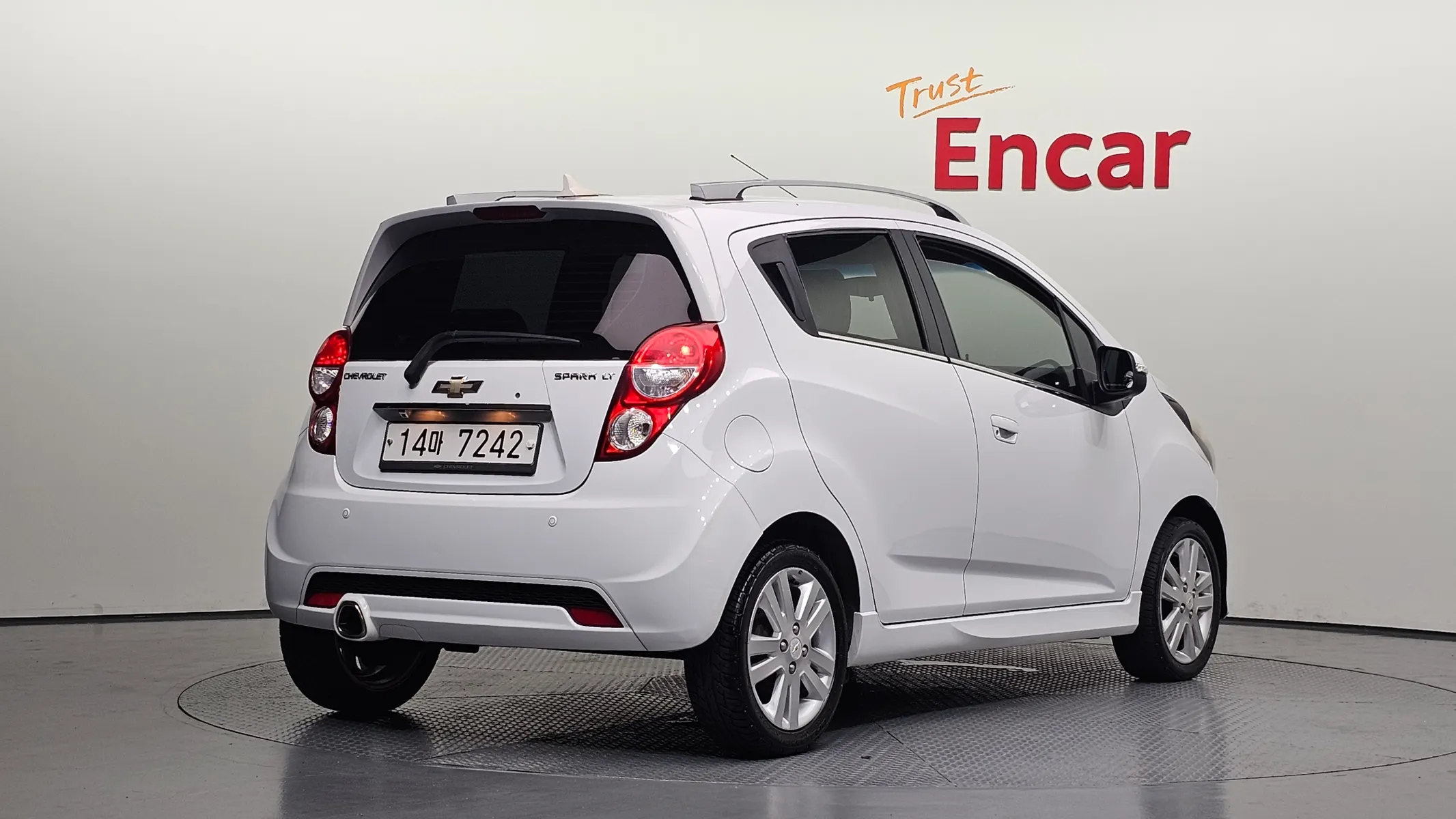 Chevrolet Spark LT 2013 2/21