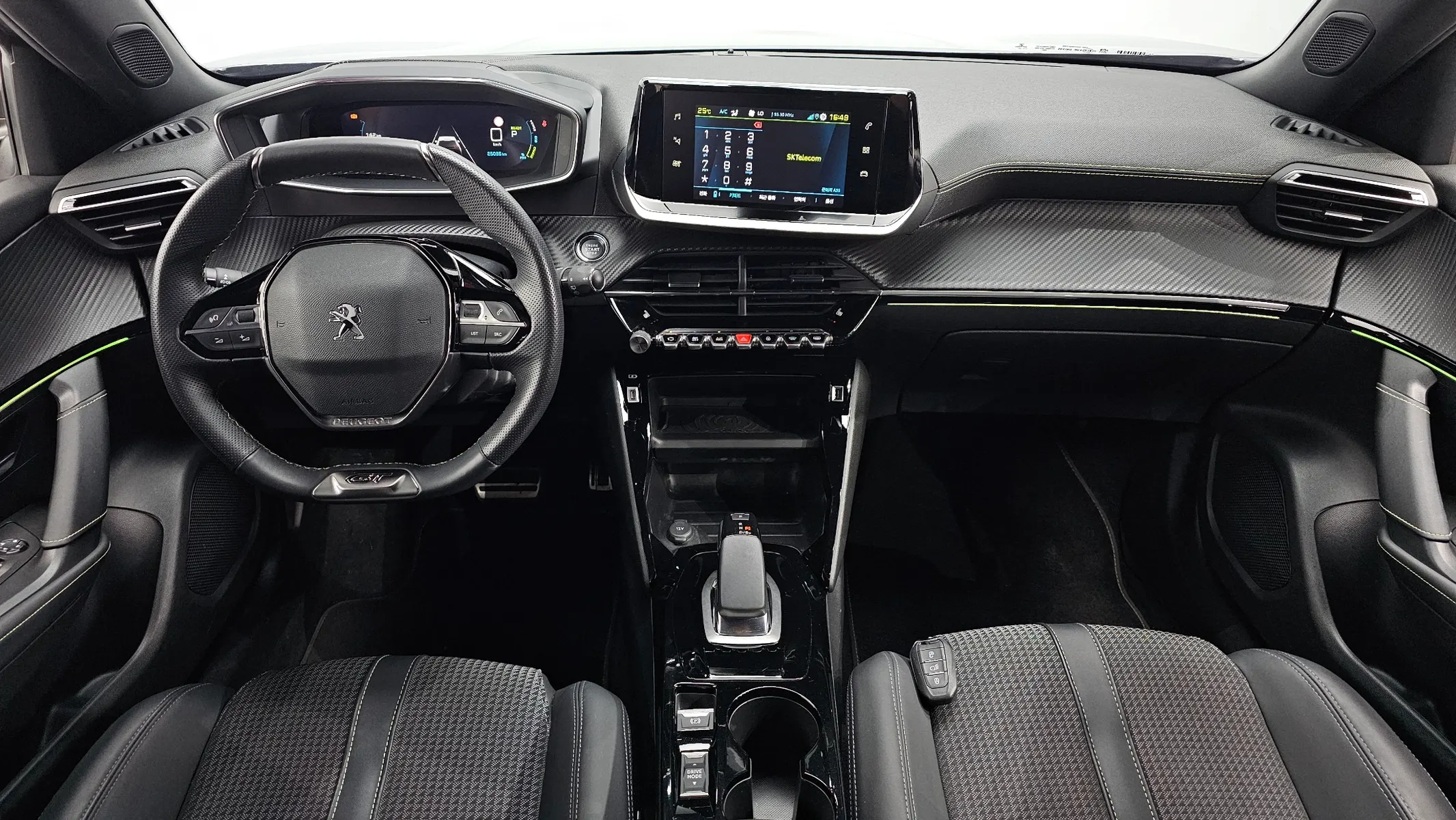 Peugeot e-2008 2 EV GT 2022 4/5