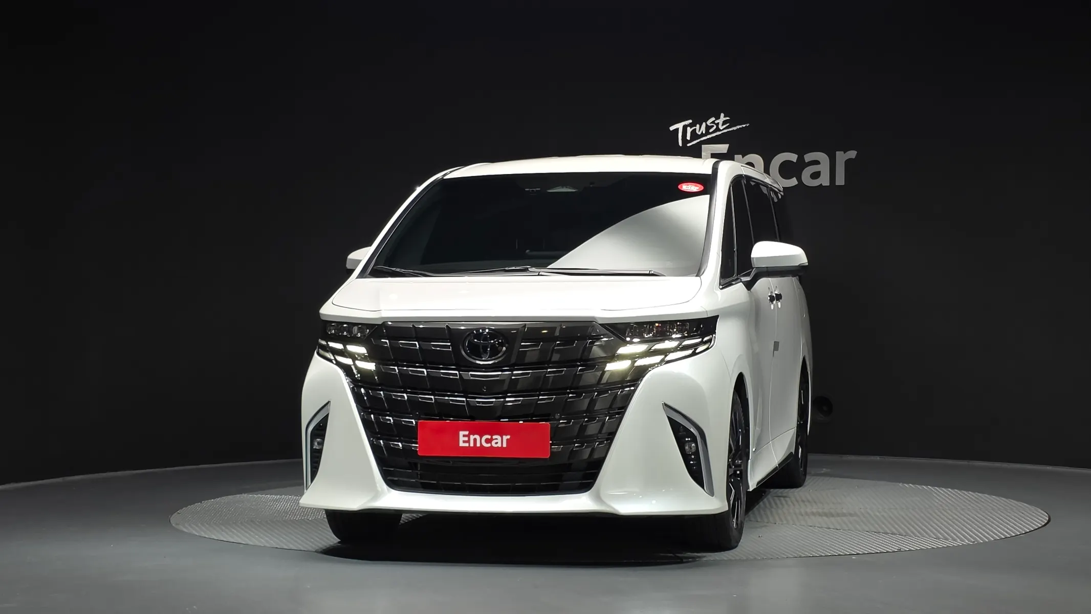 Toyota 4 2.5 HEV AWD 2025 2/5