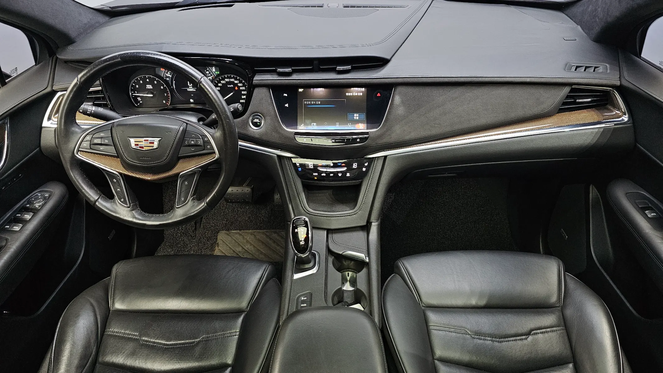 Cadillac XT5 3.6 AWD 2018 4/5