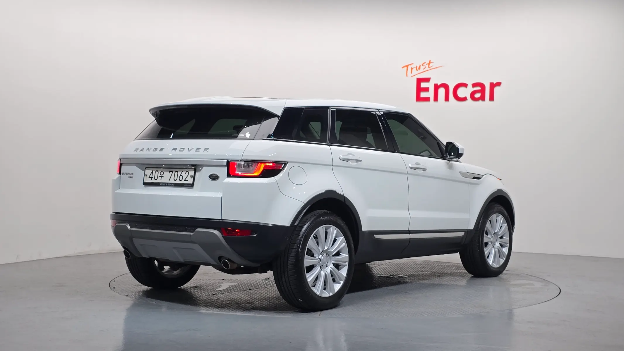 Land Rover 레인지로버 이보크 2.0 TD4 HSE 2017 2/21