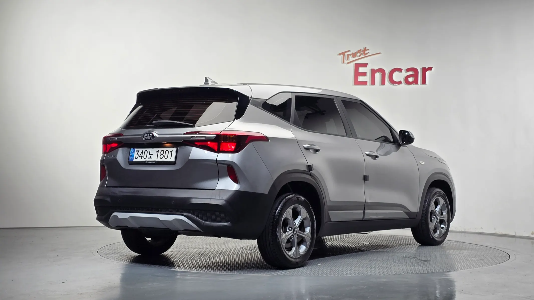 Kia Seltos 1.6 2WD 2021 2/33