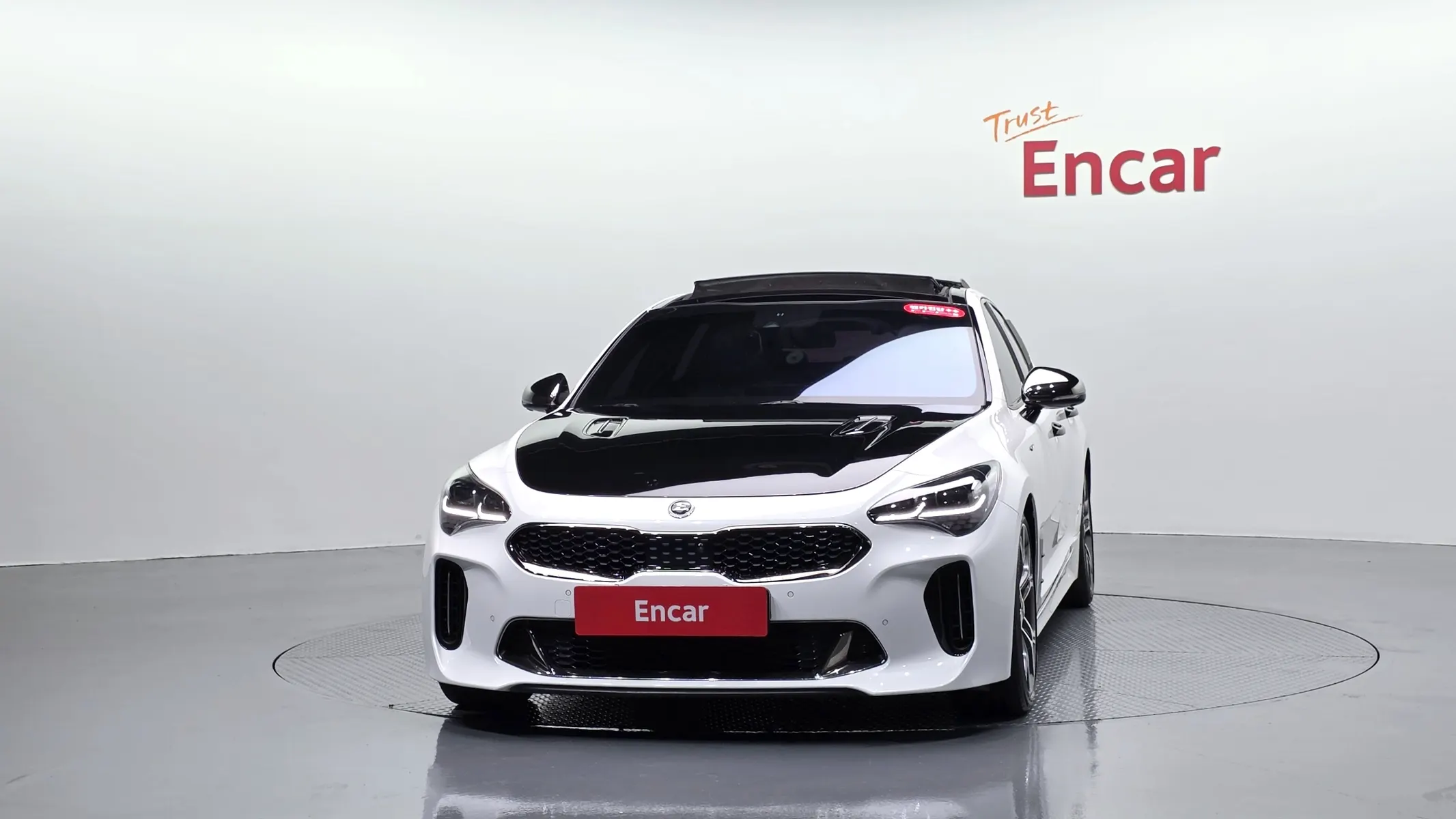 Kia Stinger 3.3 2WD 2017 2/5