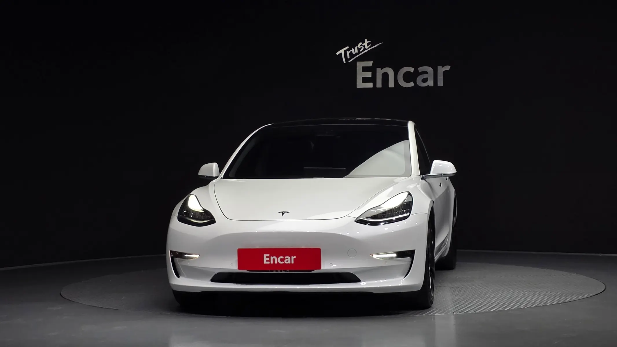 Tesla 3 AWD 2020 2/5