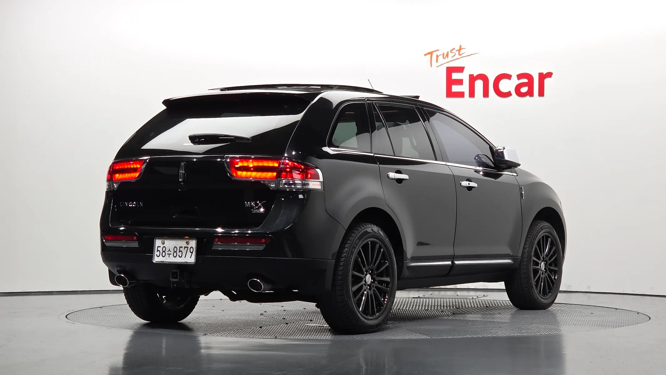Lincoln MKX 3.7 AWD 2010 2/32