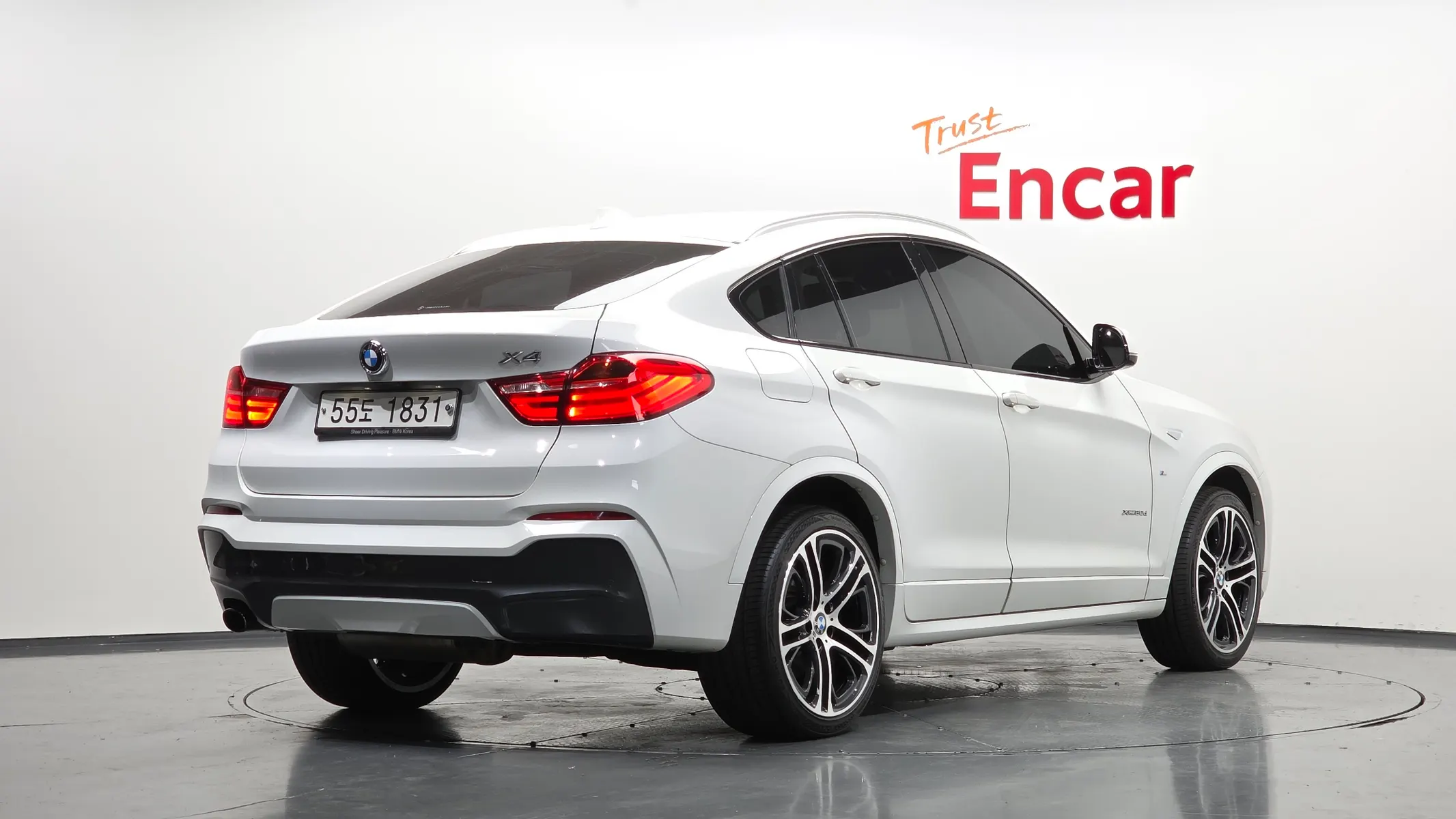 BMW X4 (F26) xDrive20d M 2018 2/34