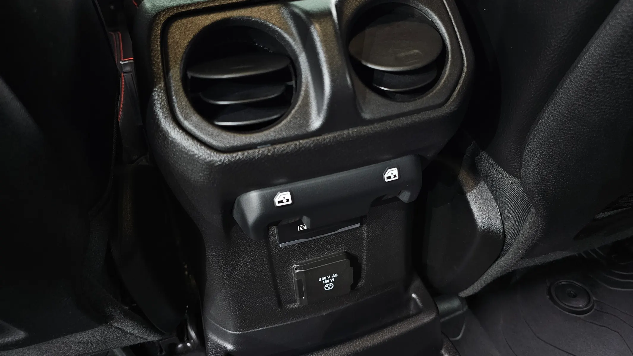 Jeep (JL) 2.0 4 2020 30/31
