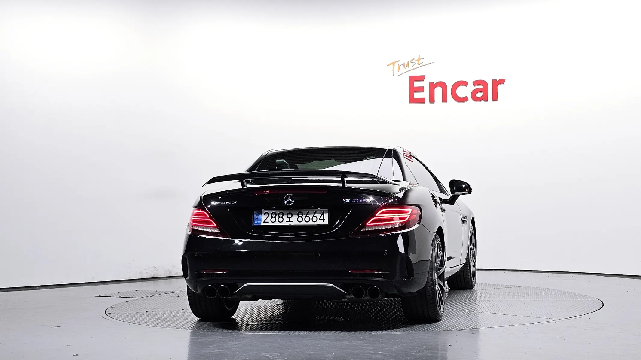 Mercedes-Benz SLC-Class R172 AMG SLC43 2017 3/32