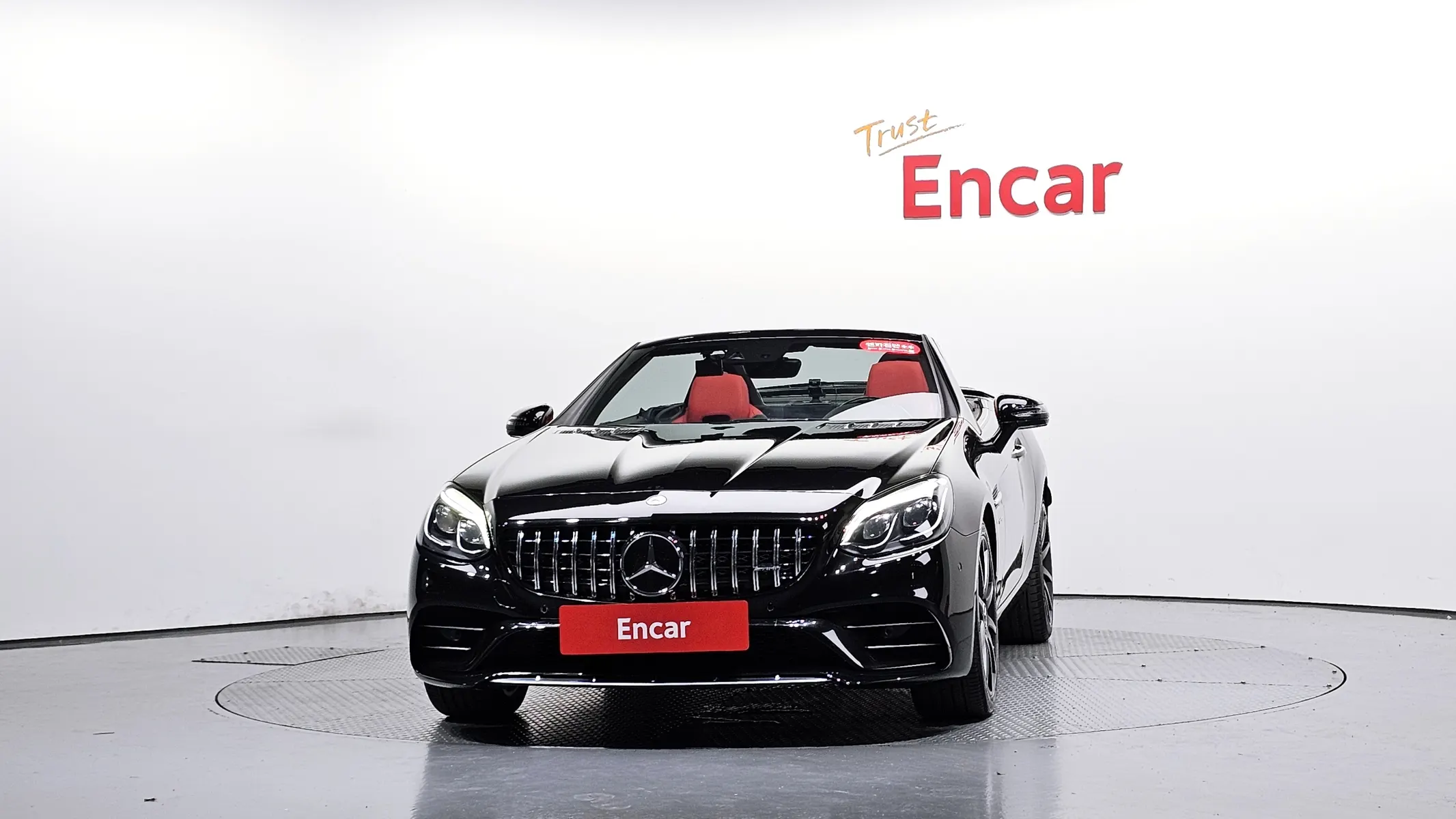 Mercedes-Benz SLC-Class R172 AMG SLC43 2017 2/32