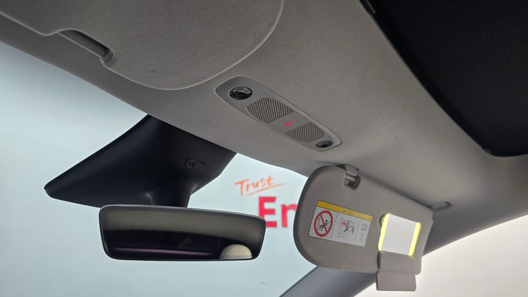 Tesla Y RWD 2023 32/33