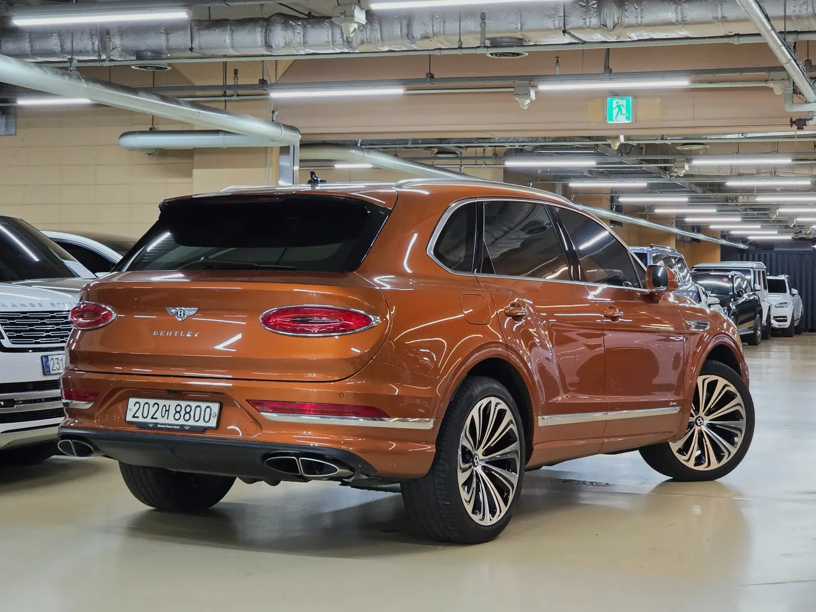 Bentley 벤테이가 4.0 V8 2023 2/5