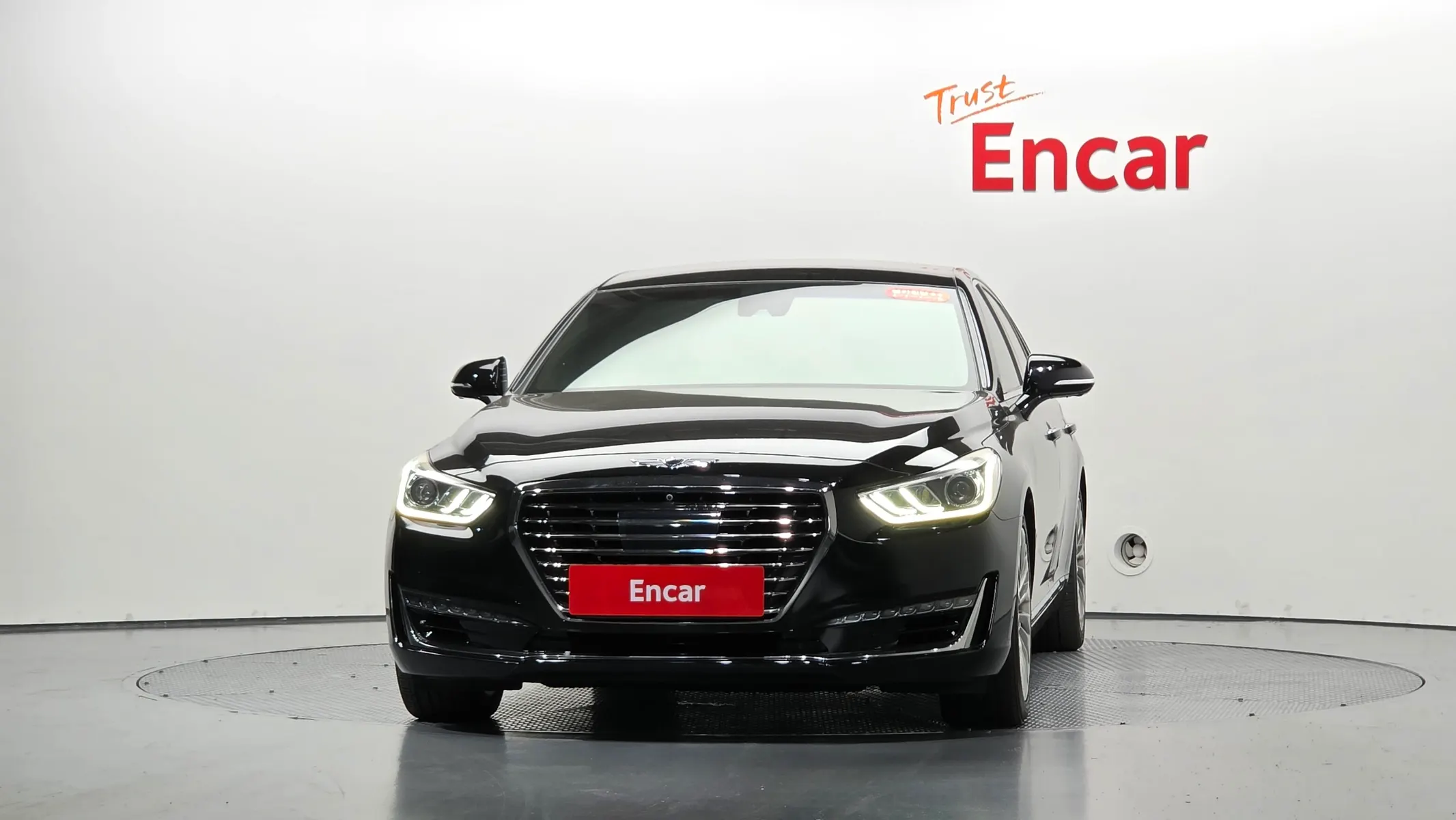Genesis EQ900 5.0 GDI AWD 2016 2/5